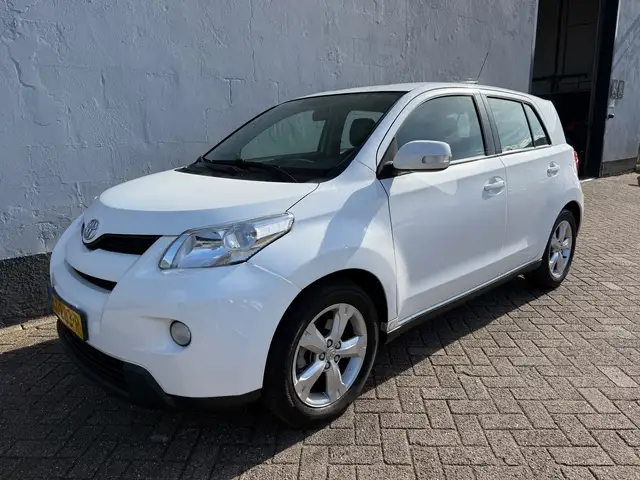 Toyota Urban Cruiser 1.3 VVT-i Comfort - Lederen Interieur