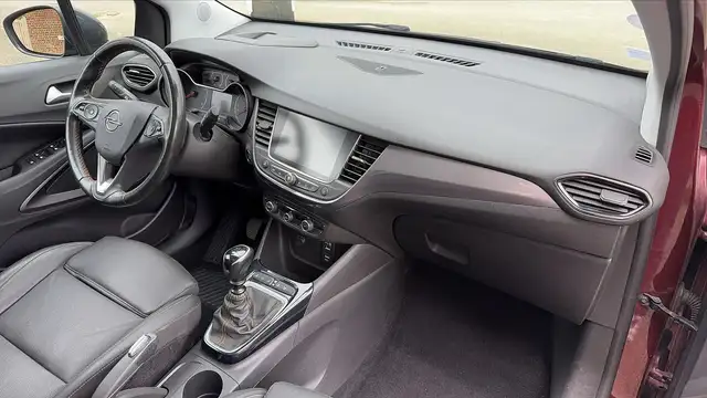 Opel Crossland view 10