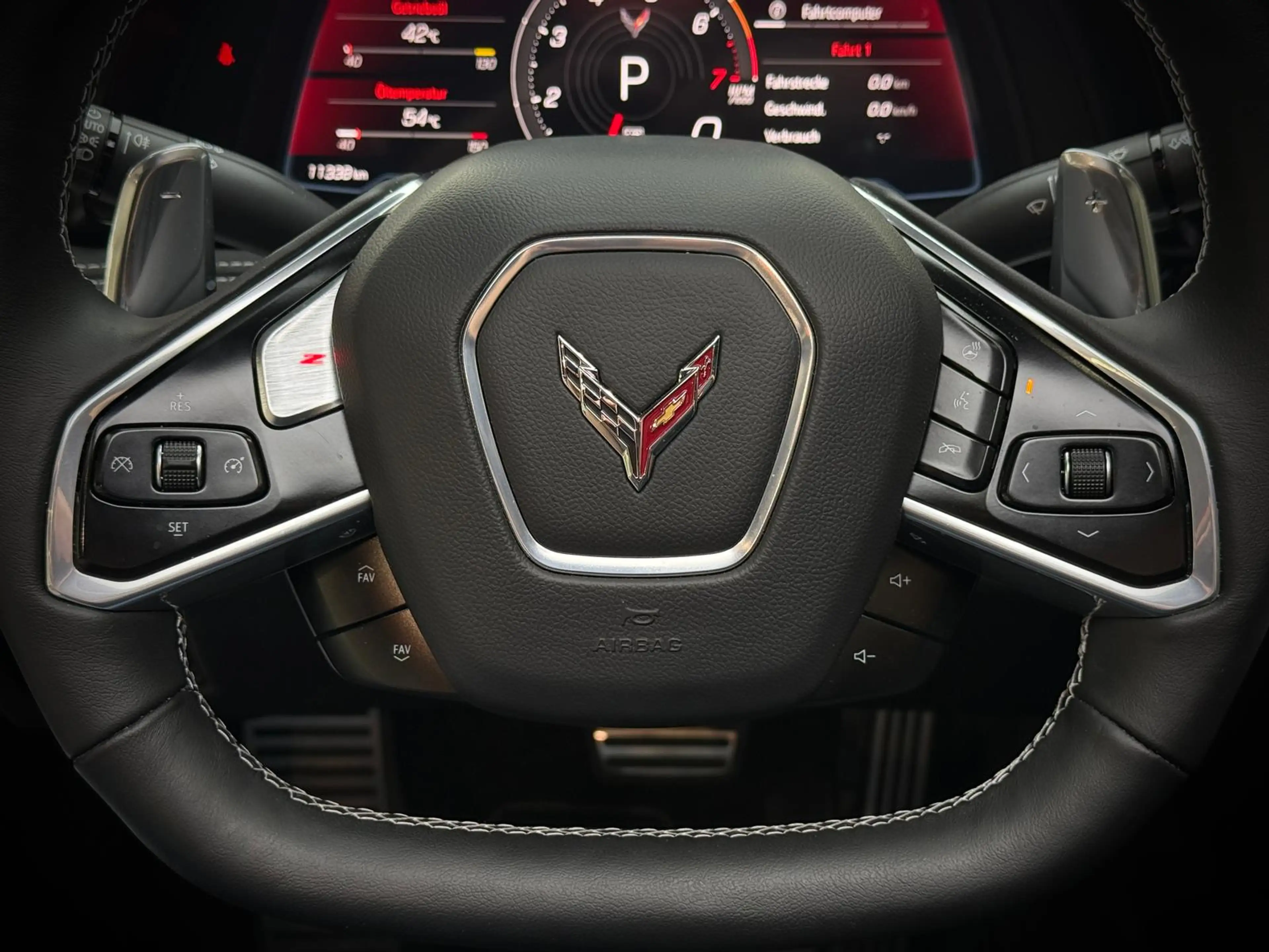 Corvette C8 Coupe Stingray 2LT Targa*LIFT*HuD*Dt.Fzg — photo 15