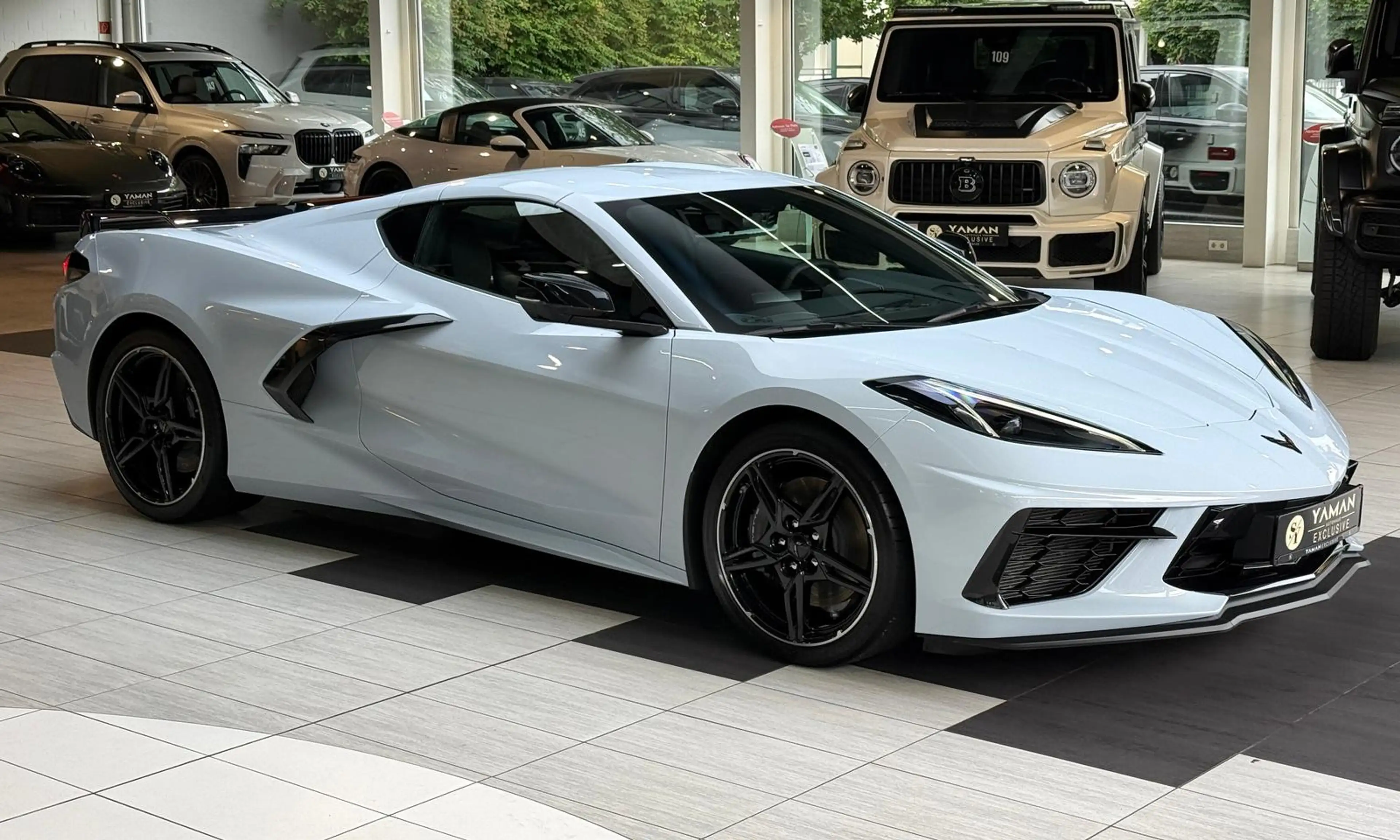 Corvette C8 Coupe Stingray 2LT Targa*LIFT*HuD*Dt.Fzg — photo 4