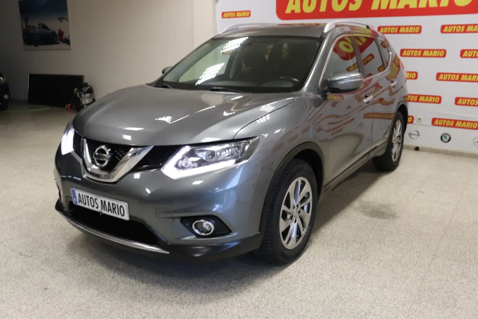 Nissan X-Trail Todoterreno Automático de 5 Puertas Gris - 2