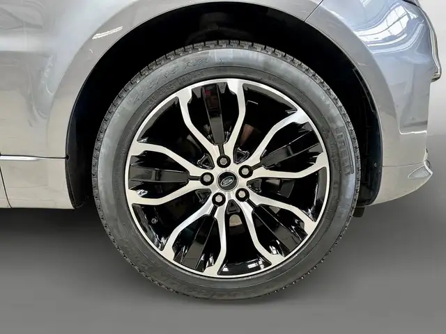 Land Rover Range Rover Sport view 9