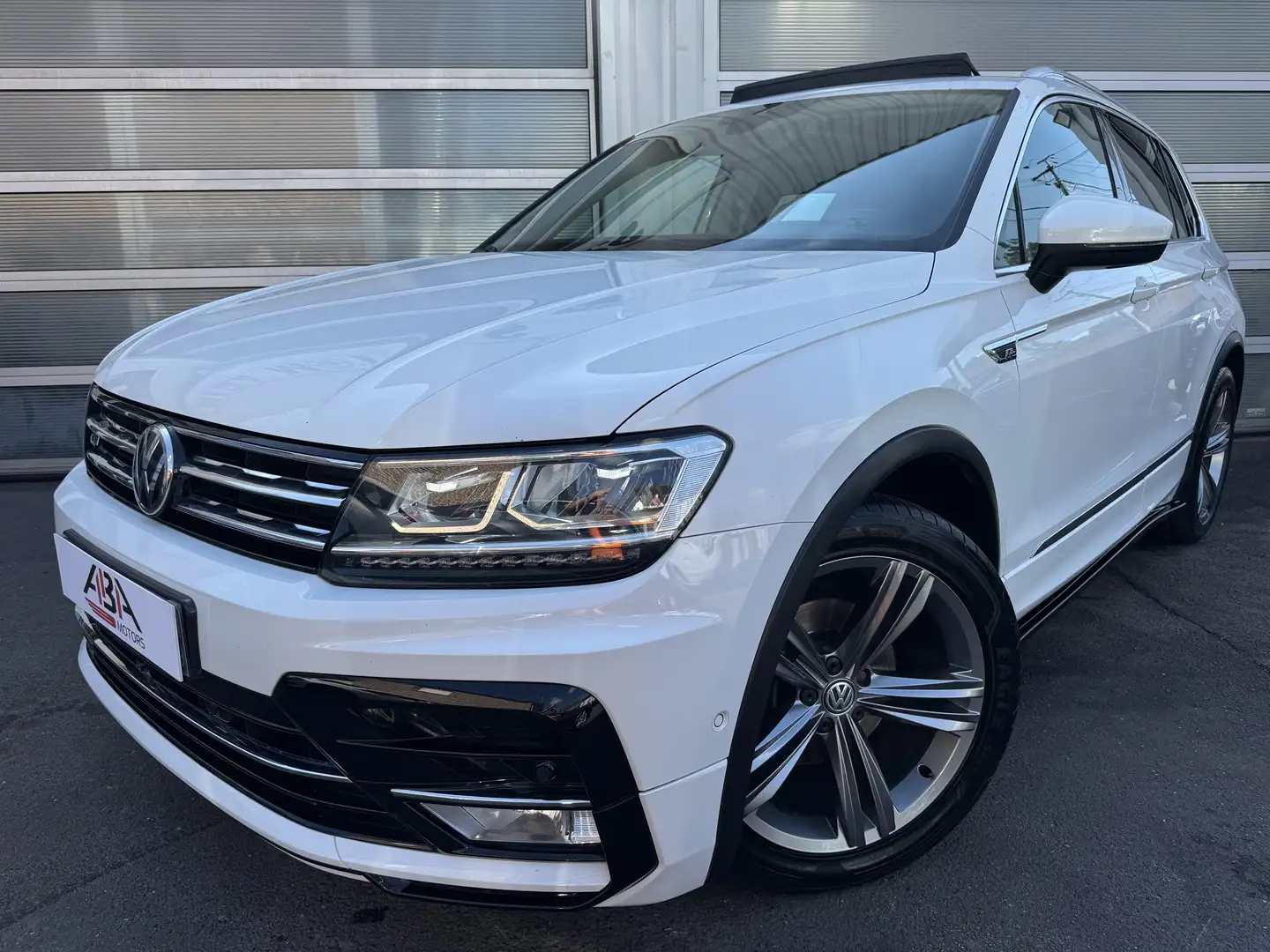 Volkswagen Tiguan 2.0 TDI 150 FAP BlueMotion Technology Série Spéc - 1