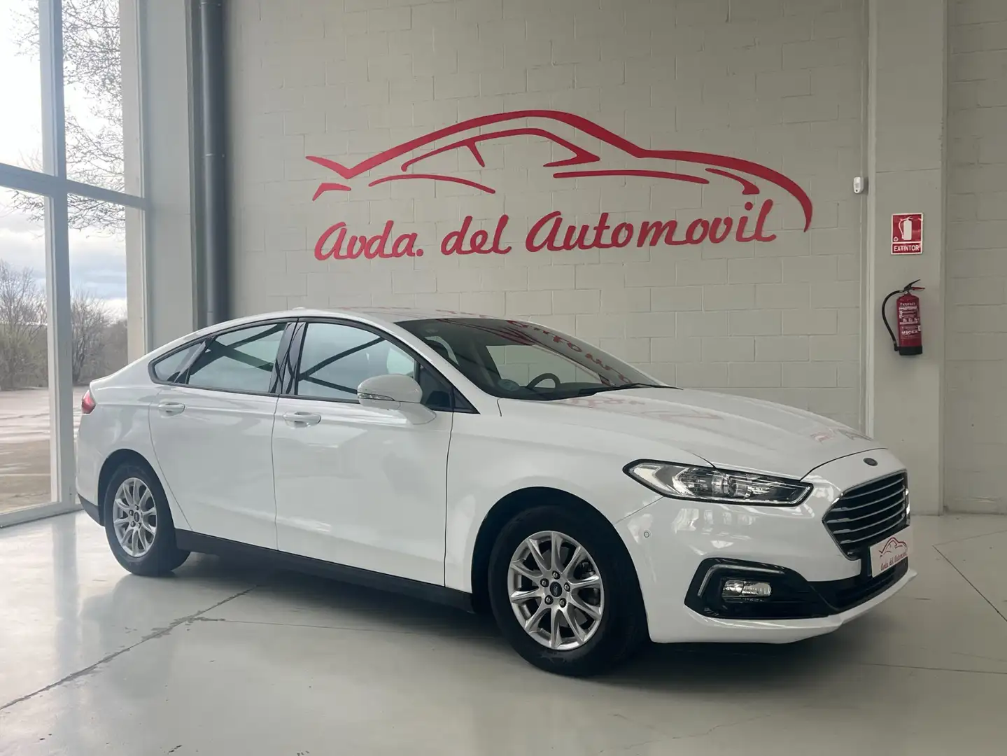 Ford Mondeo 2.0TDCI Trend 150 Blanc - 1