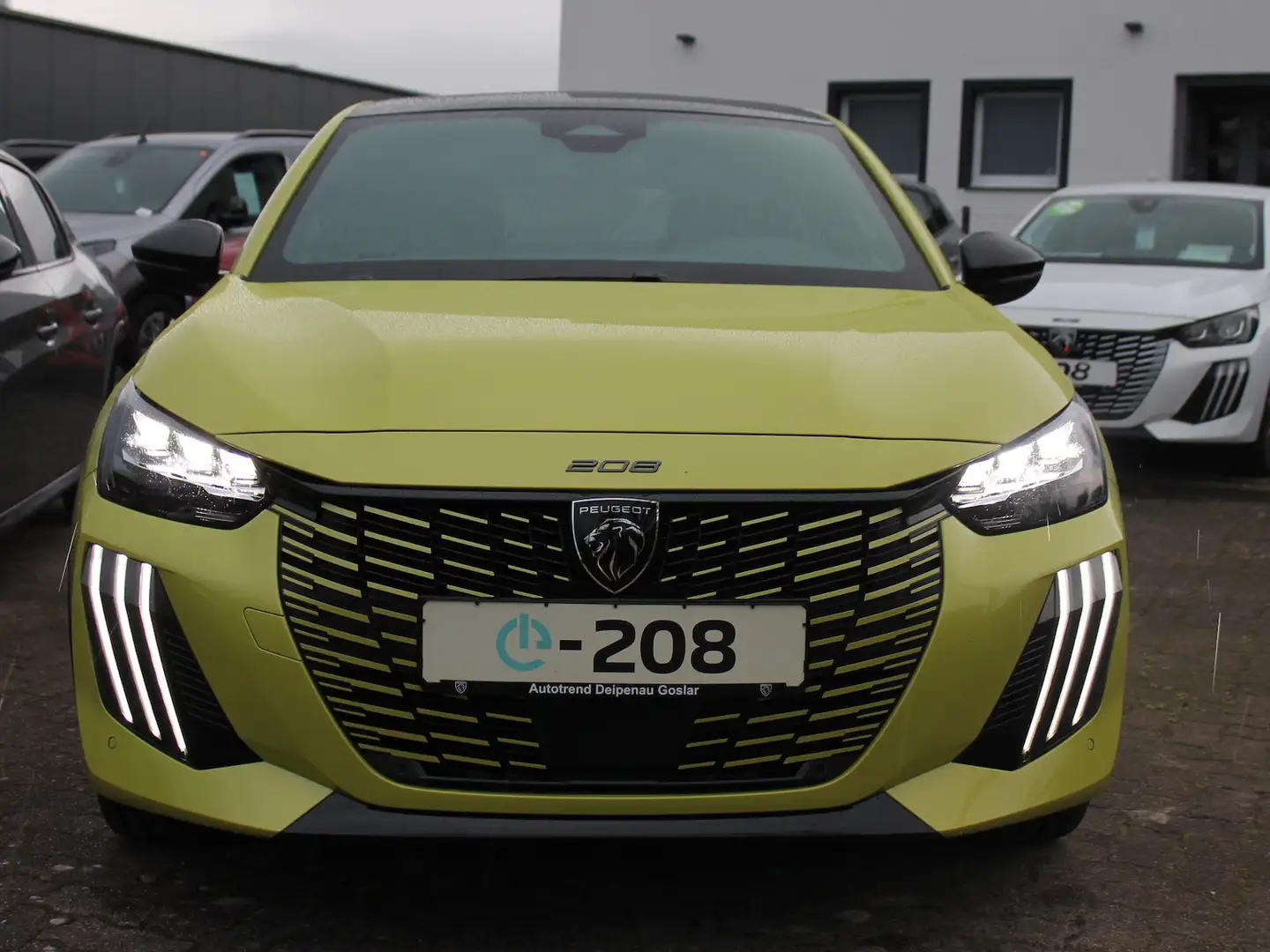 Peugeot e-208 GT 156 ´´ Glasdach / Alcantara ´´ Gelb - 2