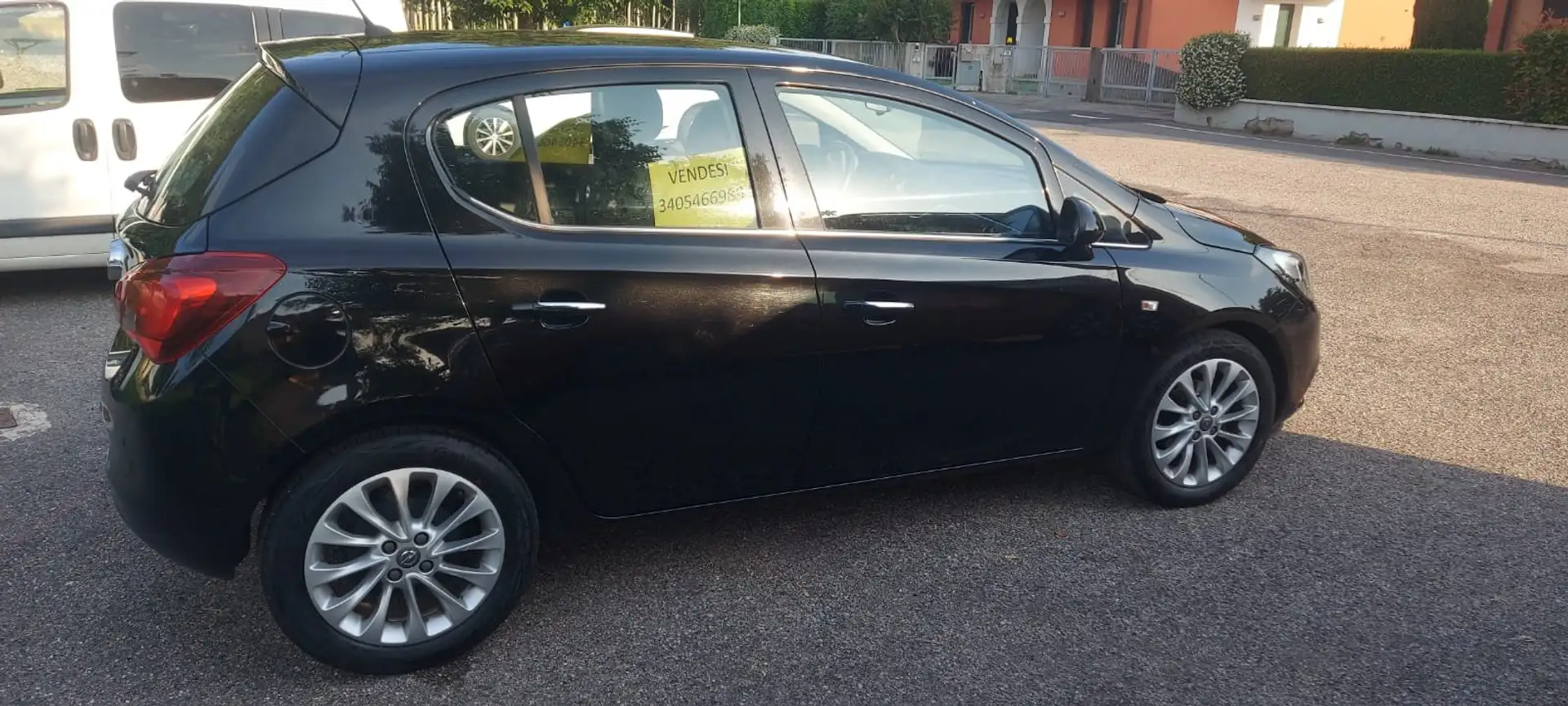 Opel Corsa Corsa V 2015 5p 1.2 Nero - 1