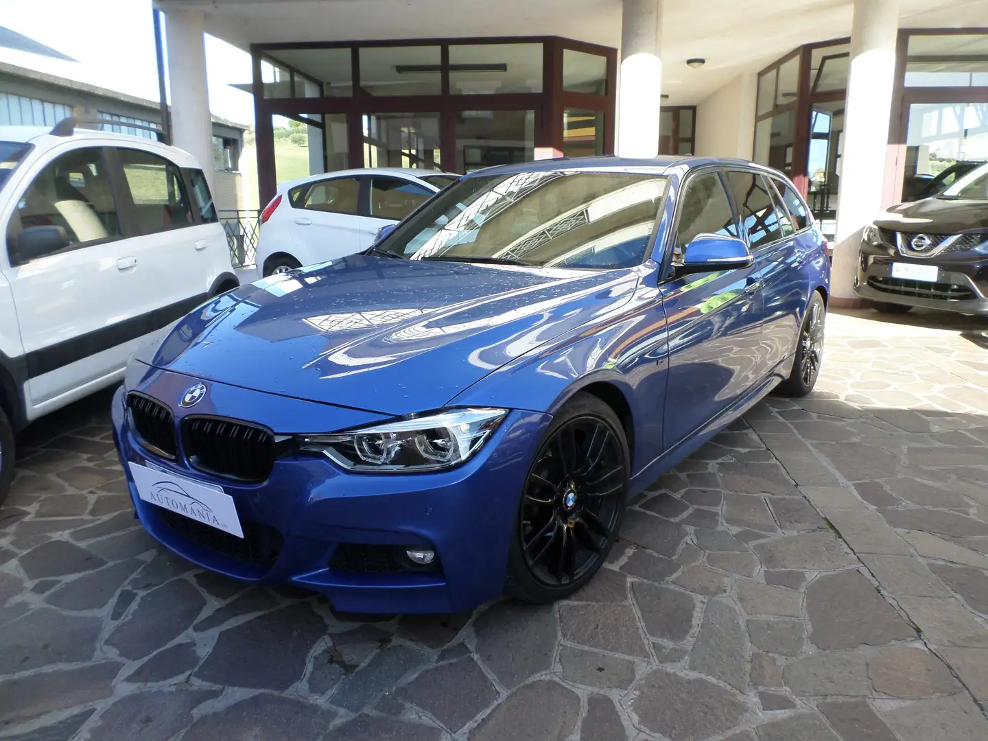 BMW 330 330dA Touring xdrive Msport Blue - 1