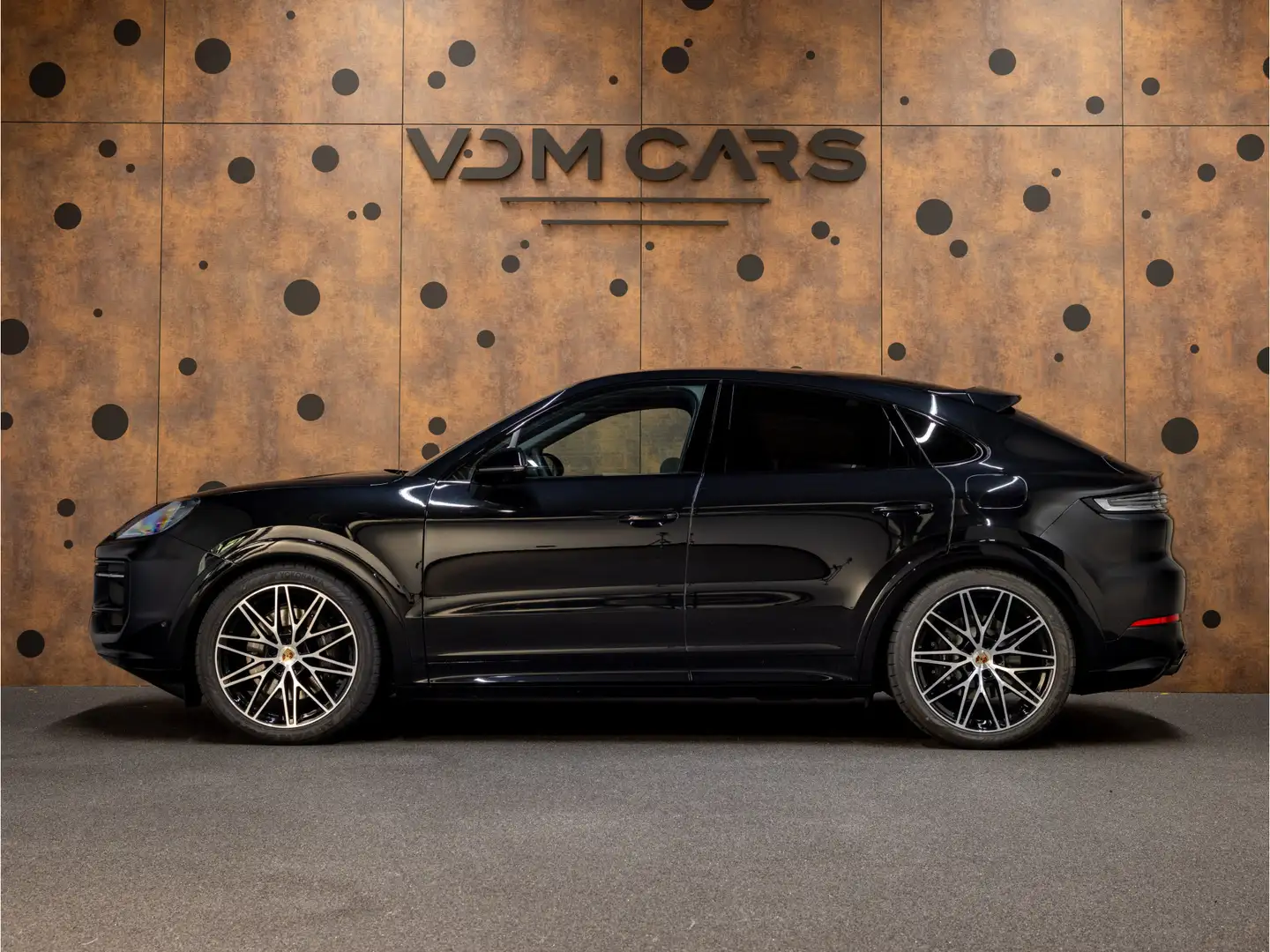 Porsche Cayenne Coupé 3.0 E-Hybrid | SportDesign | HUD | 18-weg | Noir - 2
