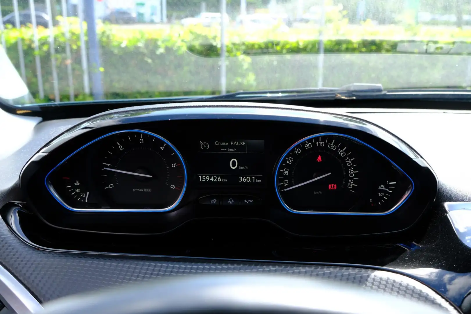 Peugeot 2008 1.5 BlueHDi Allure Pano|Navi|Clima|1e Eig|LMV|Half Groen - 2