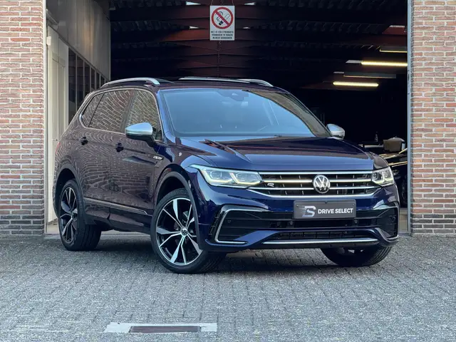 Volkswagen Tiguan Allspace 4M R-Line 7-Zits | Pano | IQ.LIGHT | 360° | Ambient | CarPlay | Garantie