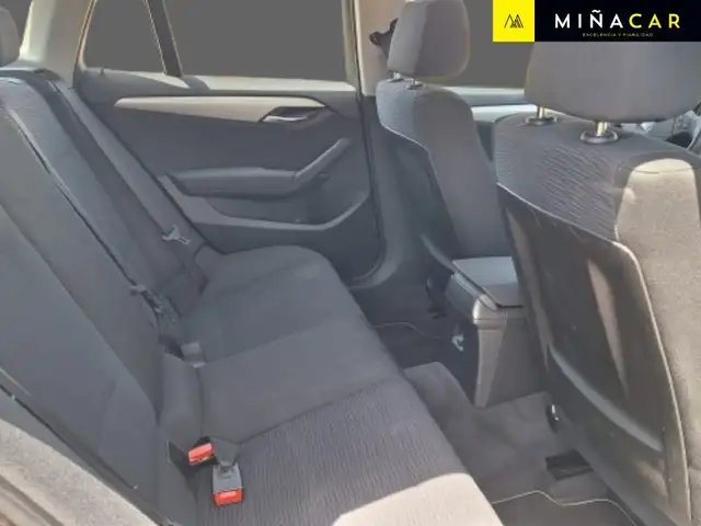 BMW X1 view 5