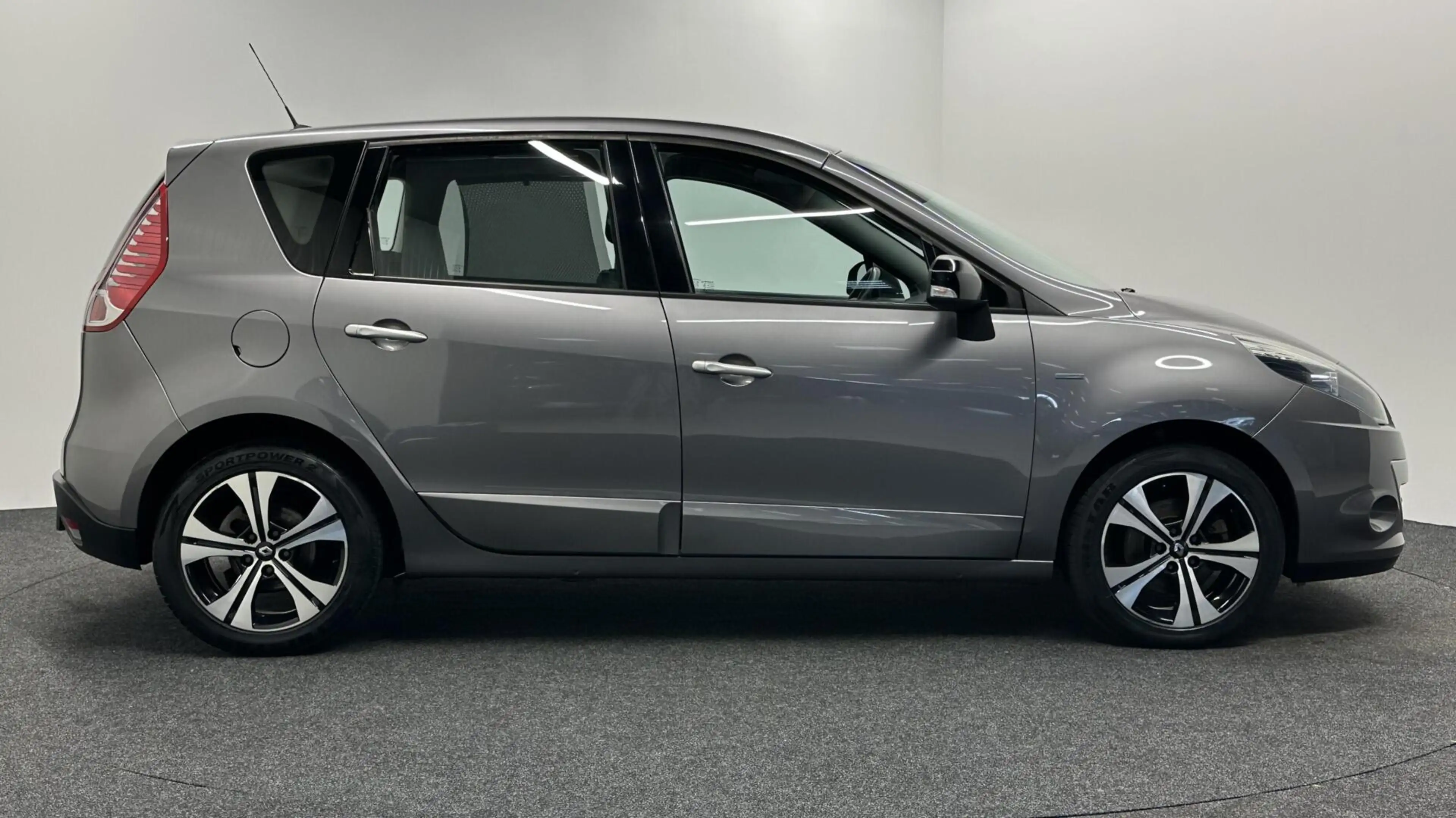 Renault Scenic 1.4 TCe Bose CAMERA TREKHAAK NAVI CRUISE ECC LM. — photo 9