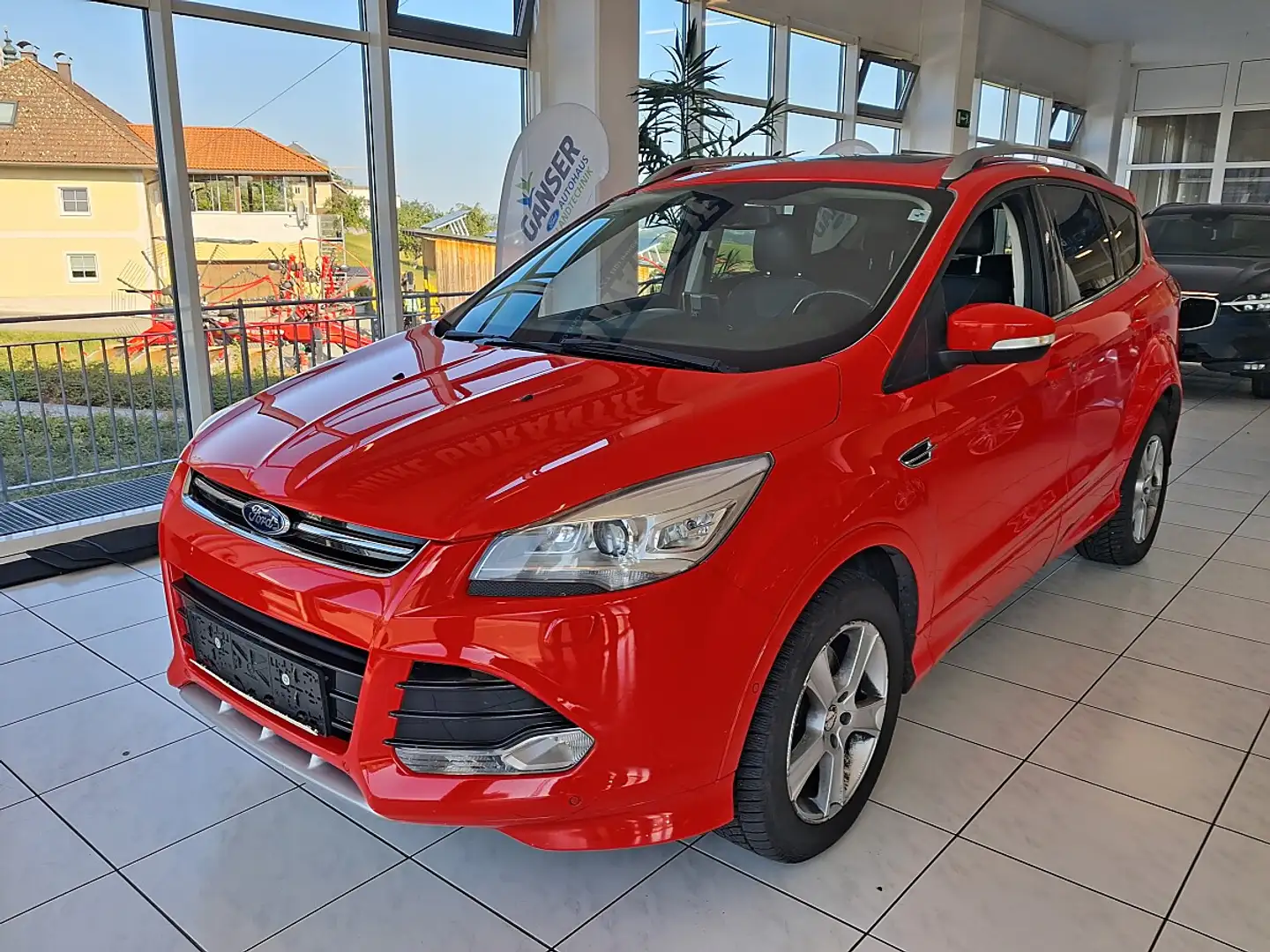 Ford Kuga 2,0 TDCi Titanium S 4x4 Aut. Rot - 1