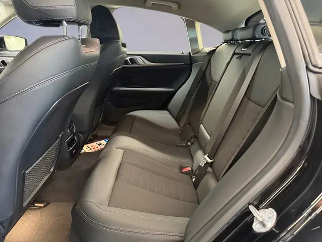 BMW I4 view 11