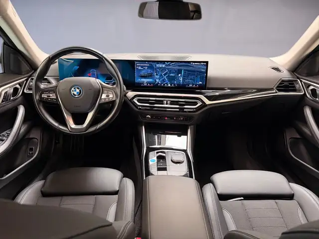 BMW I4 view 10