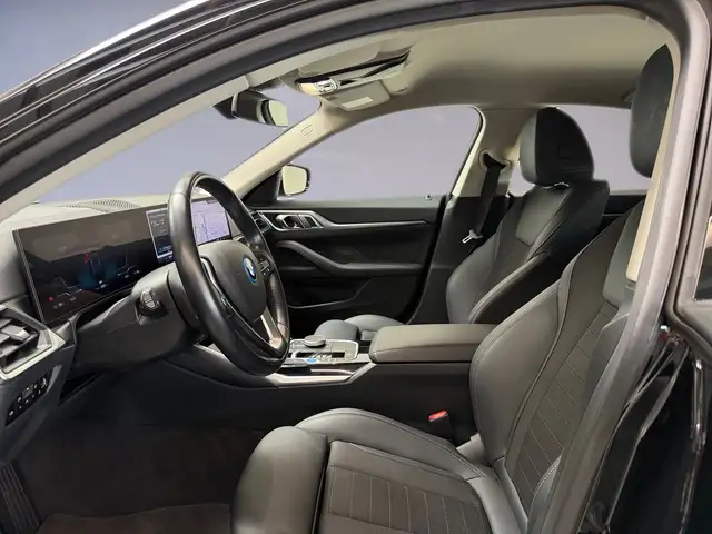 BMW I4 view 7