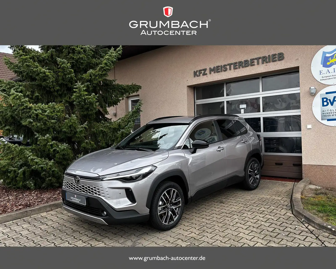 Toyota Corolla Cross Style Teamplayer Hybrid 2,0-l-VVT-i Systemleist... Gris - 1