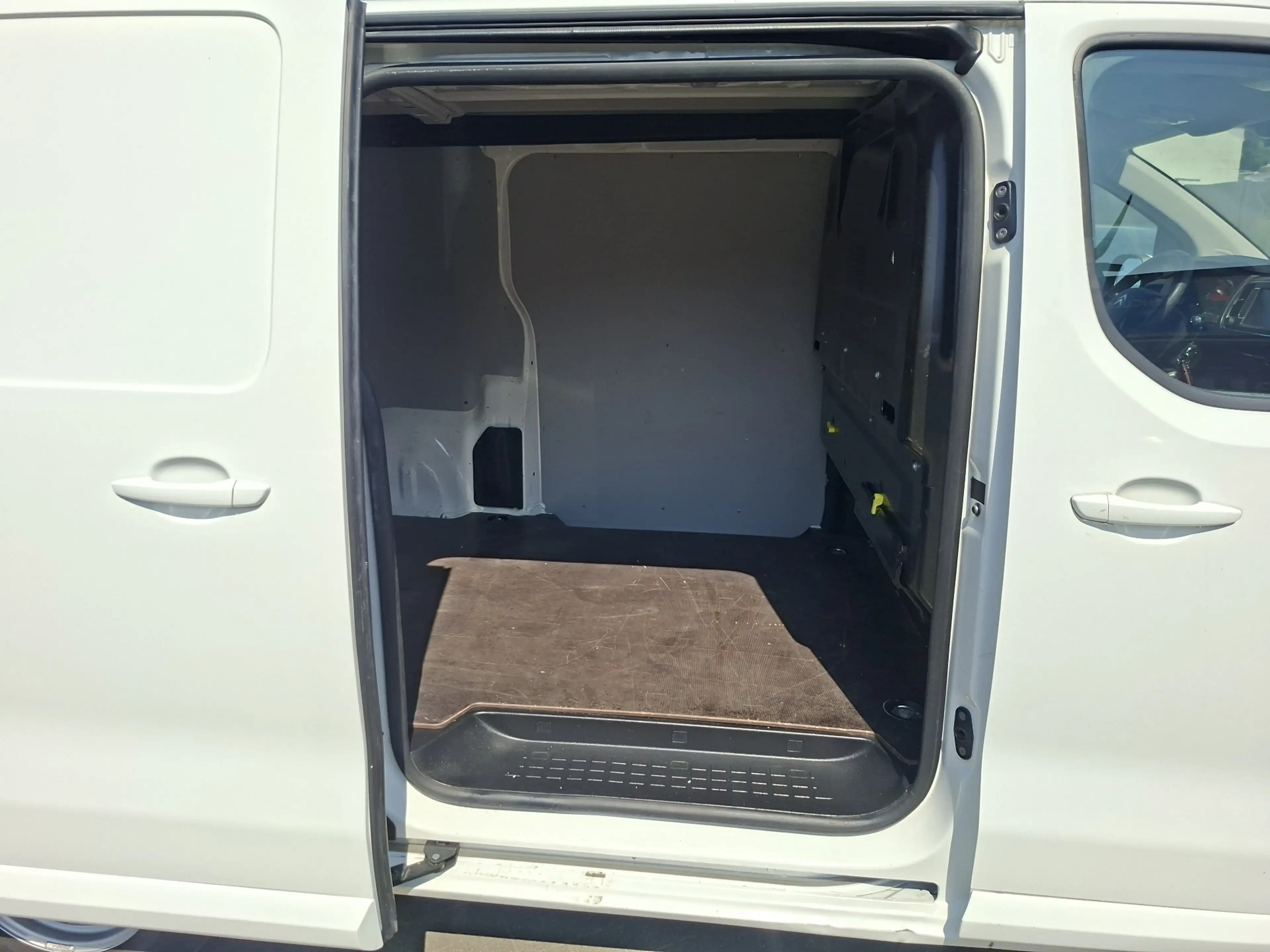 Citroen Jumpy Jumpy 1.6 BlueHDi XS Comfort S — photo 8