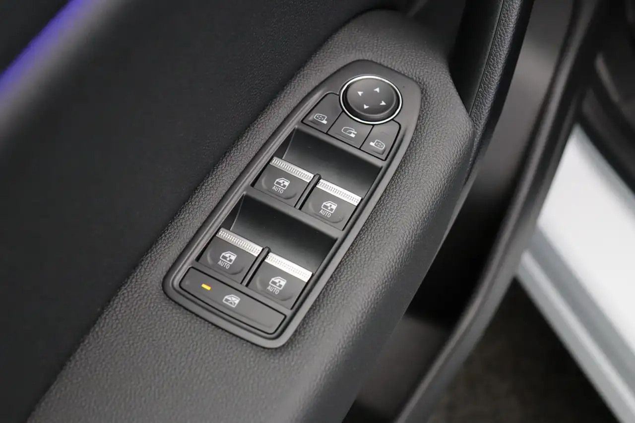 Mitsubishi Grandis 2026 — фото 13