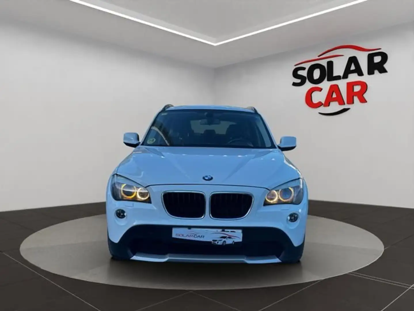 BMW X1 xDrive 20dA Blanco - 2