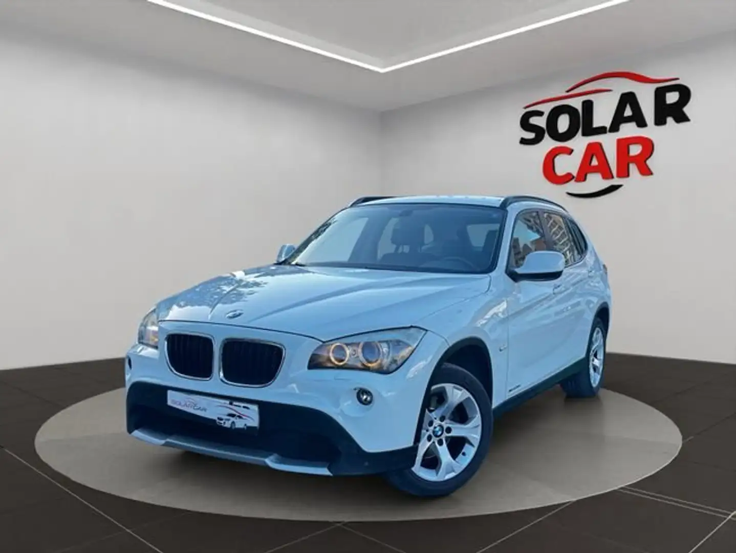 BMW X1 xDrive 20dA Blanco - 1