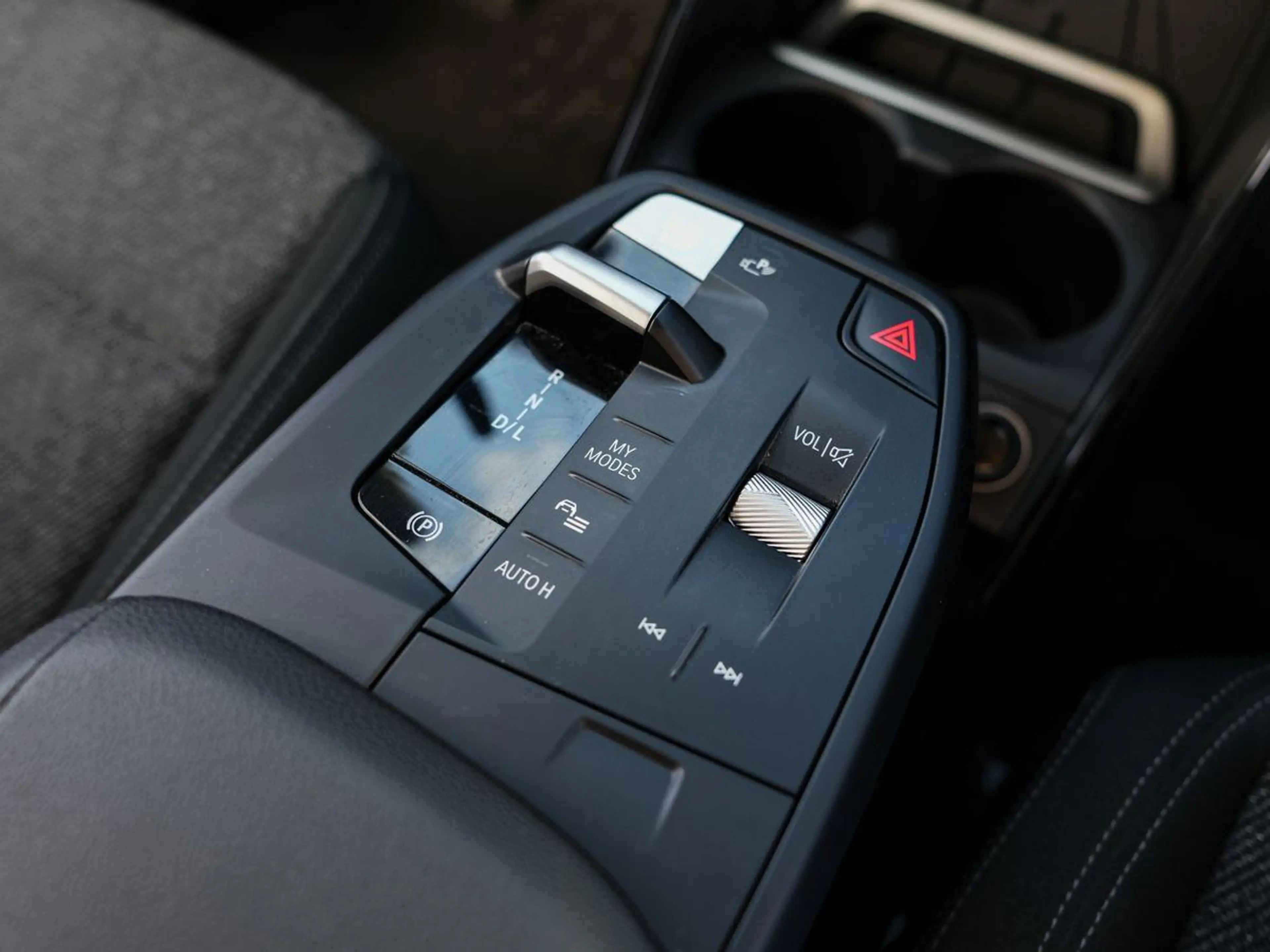 BMW 225 225e xDrive Active Tourer HuD ACC KoZg AdLED 360° — photo 14