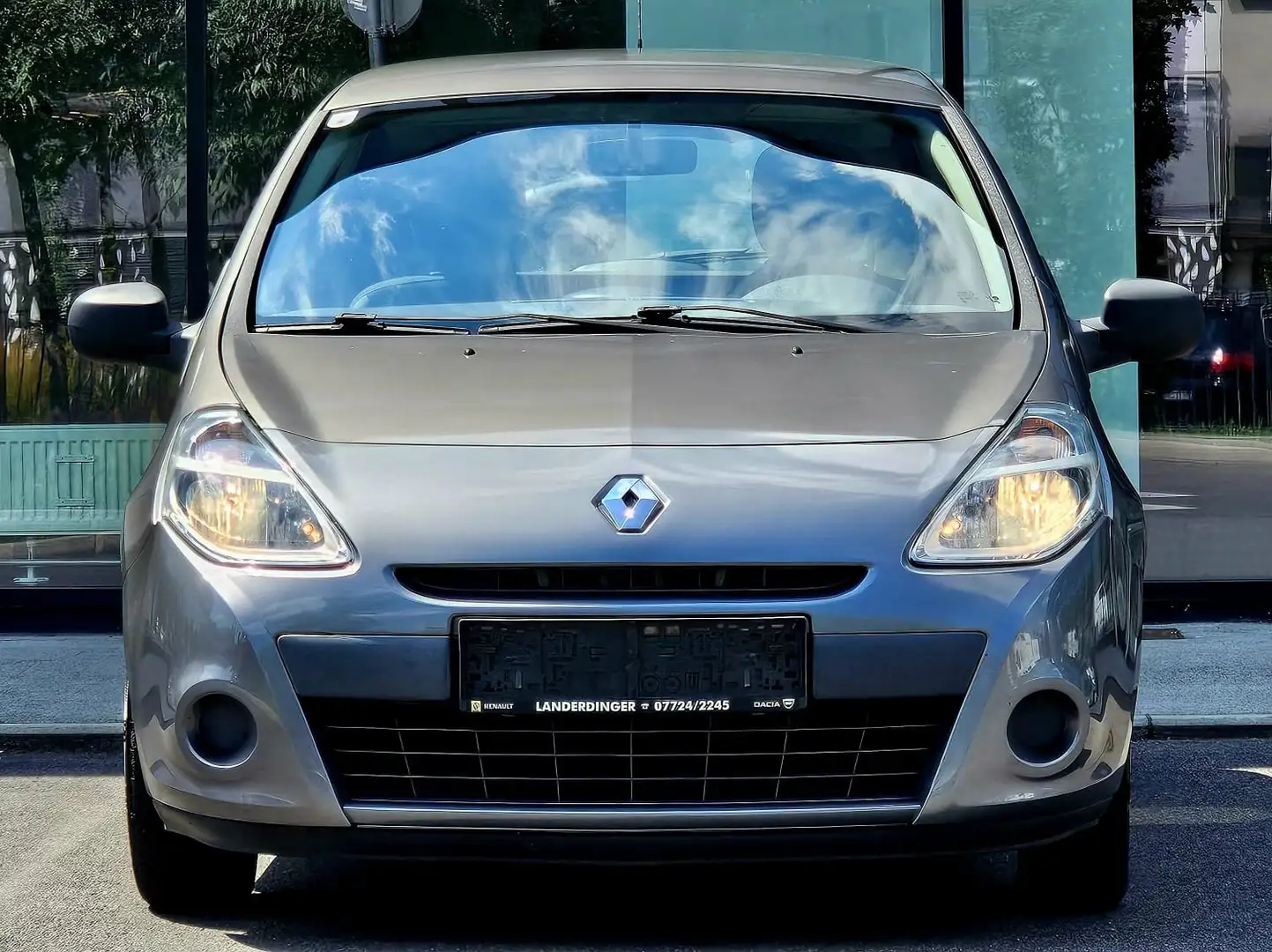 Renault Clio Clio Tonic ESM 1,2 16V Tonic""NEUES SERVICE"" Gris - 2