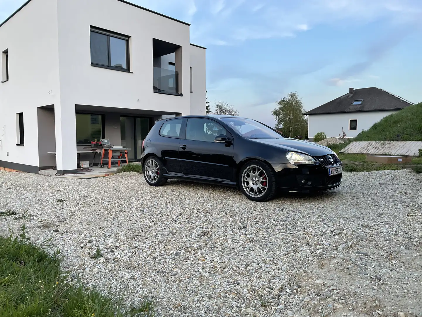 Volkswagen Golf GTI Golf 2,0 GTI 30 DSG GTI 30 Schwarz - 1