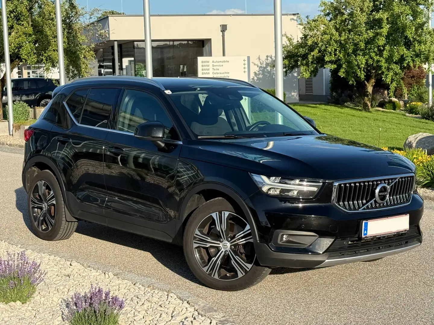 Volvo XC40 XC40 T5 Recharge PHEV Inscription Expression Inscription Expression Schwarz - 1