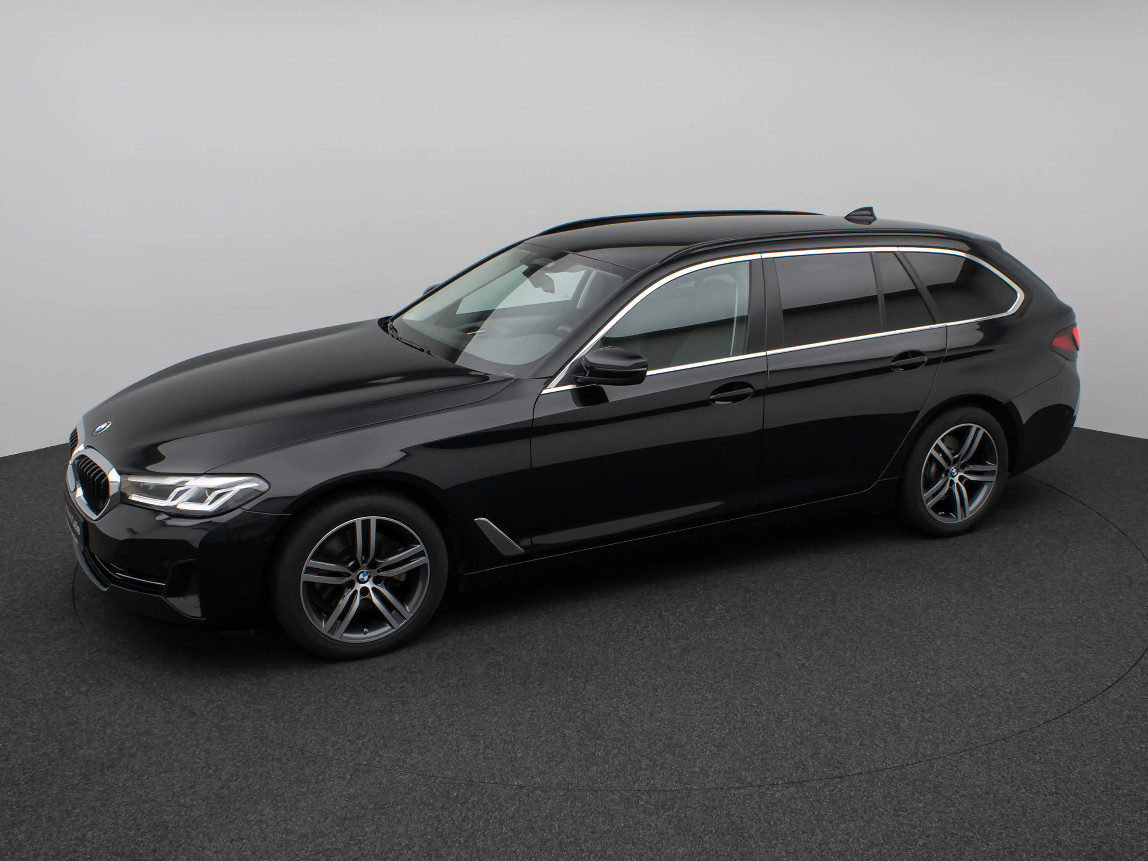 BMW 520 ACC H K Kamera Alarm DAB Leder 18Zoll — photo 12