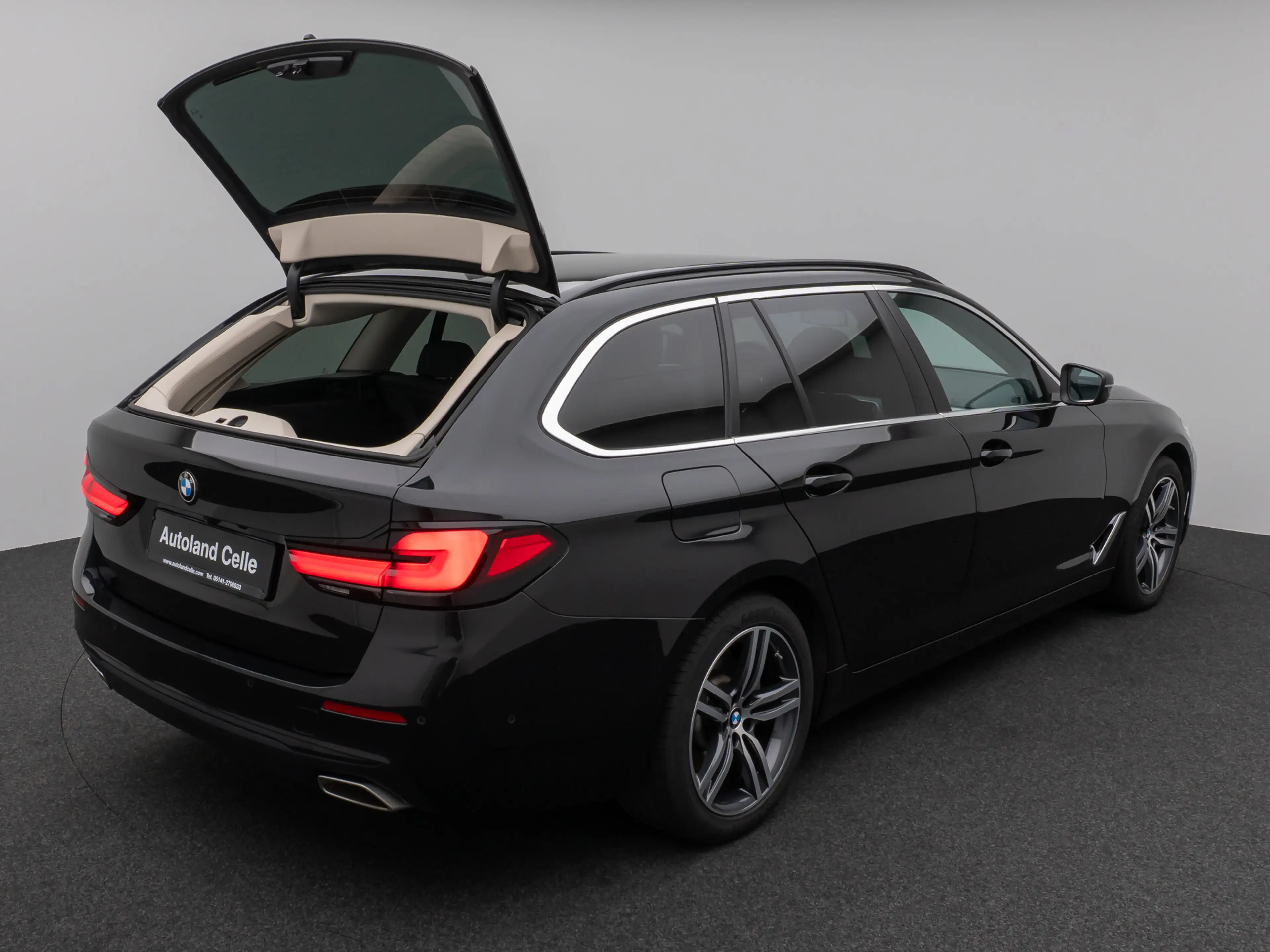 BMW 520 ACC H K Kamera Alarm DAB Leder 18Zoll — photo 13
