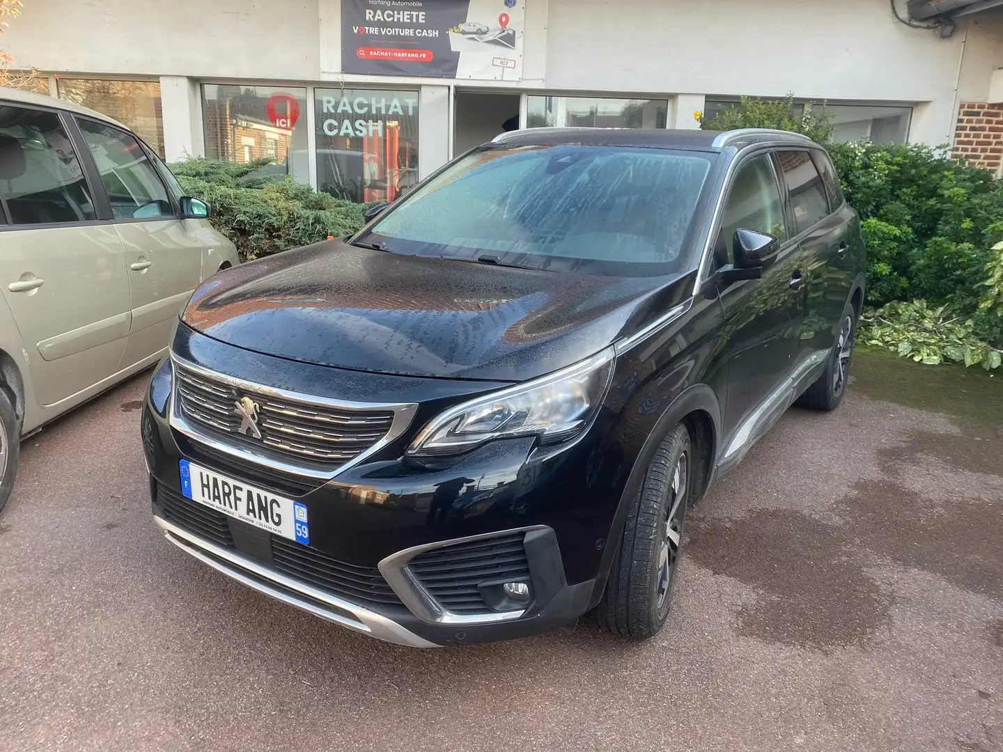 Peugeot 5008 PureTech 130ch Allure EAT8 Zwart - 1