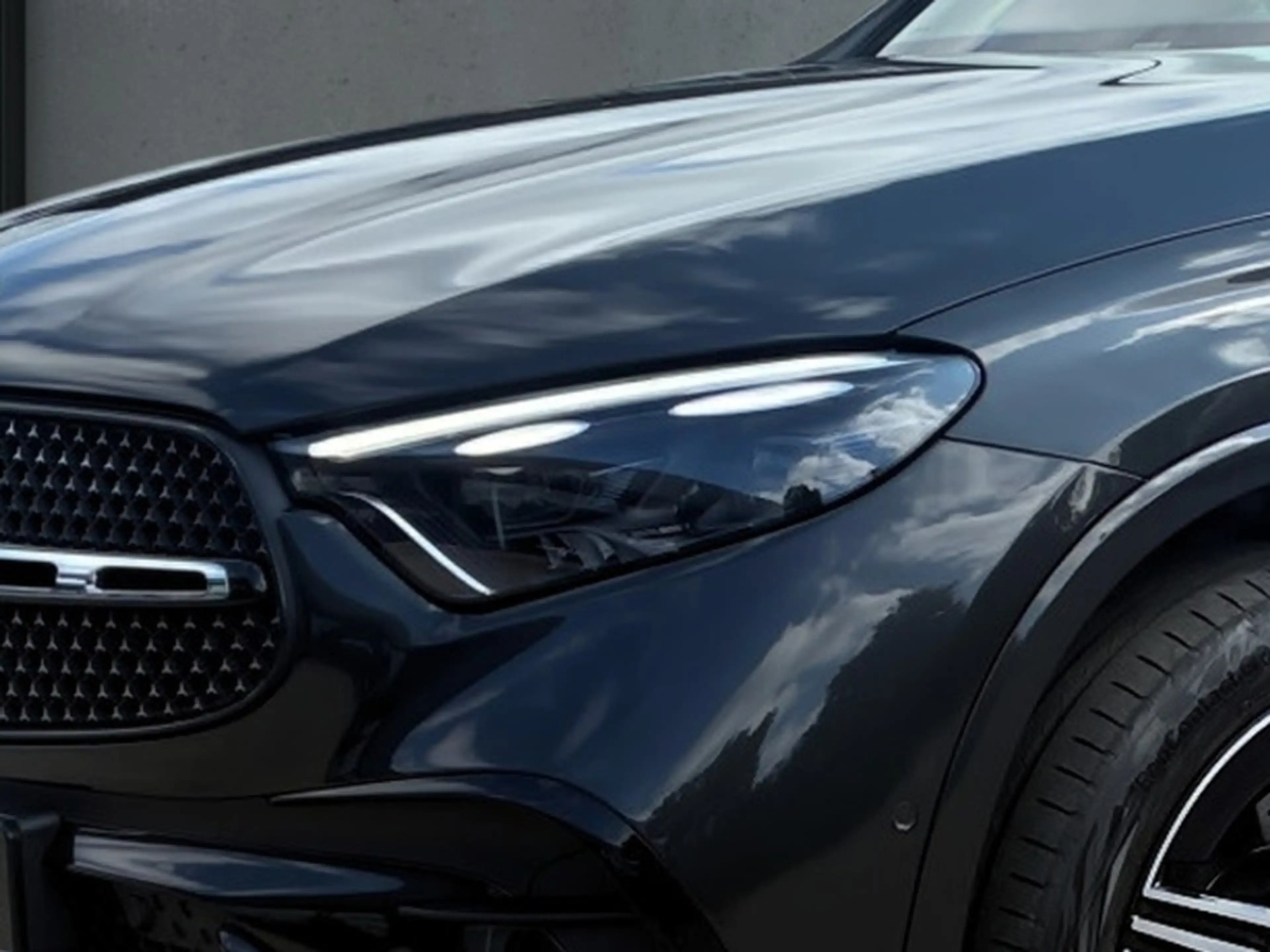 Mercedes-Benz GLC 400 e 4M AMG Premium FahrassistPlus 20" — photo 2