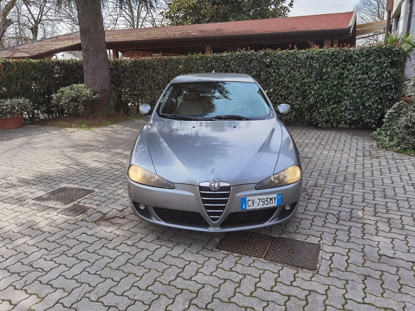 Alfa Romeo 147 5p 1.9 jtd mjt Distinctive 150cv--Prezzo Destock-- Grau - 2