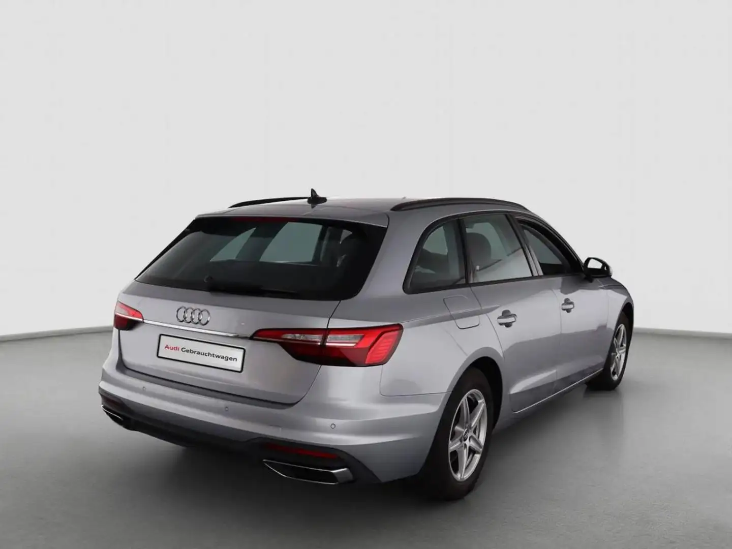 Audi A4 Avant 30 TDI Silber - 2