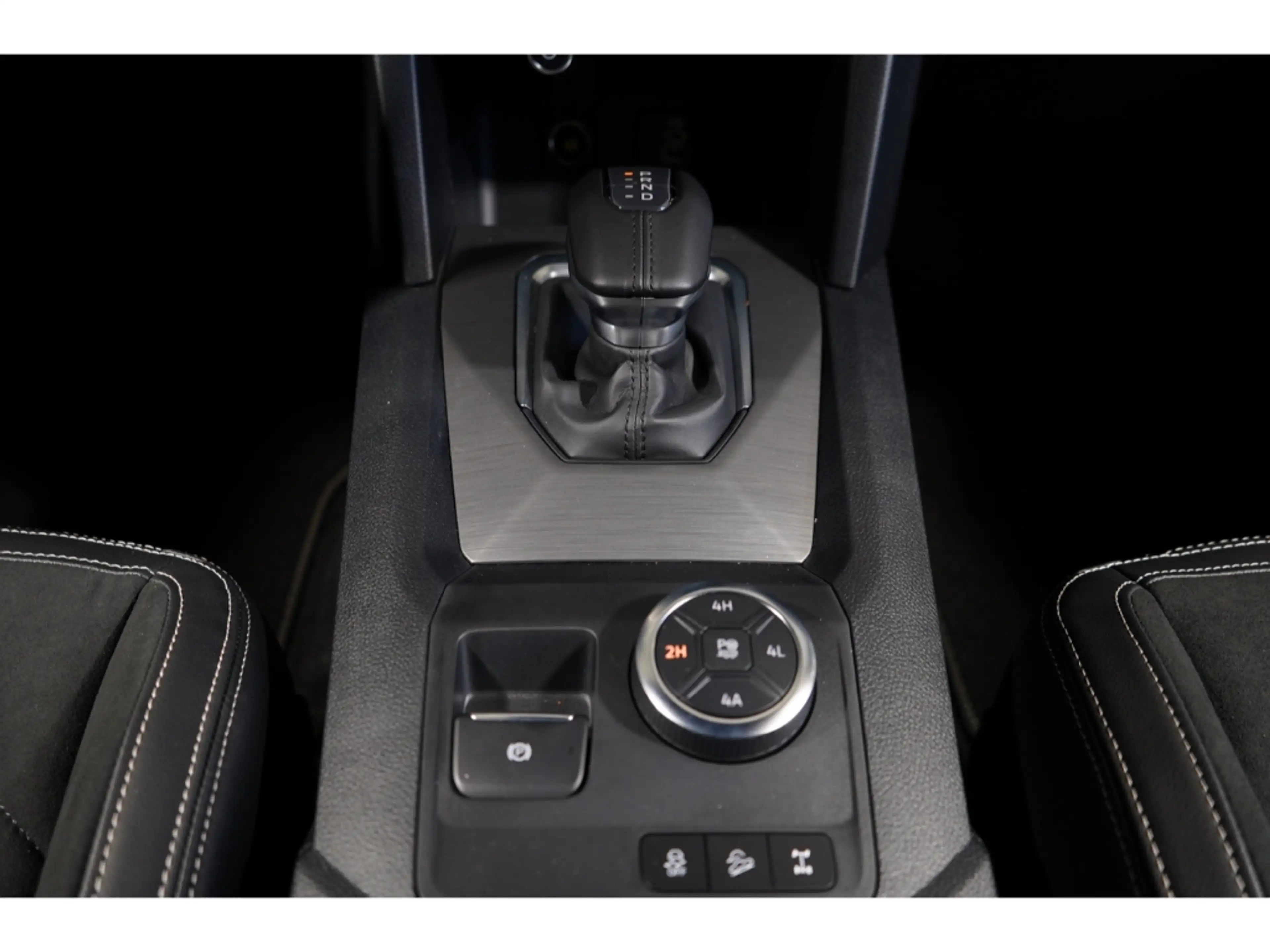Volkswagen Amarok Style 3.0 TDI 4MOTION Dark Label AHK Harman — photo 10