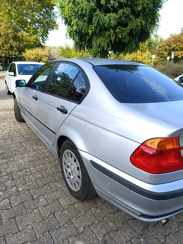 BMW 316i, foto 6