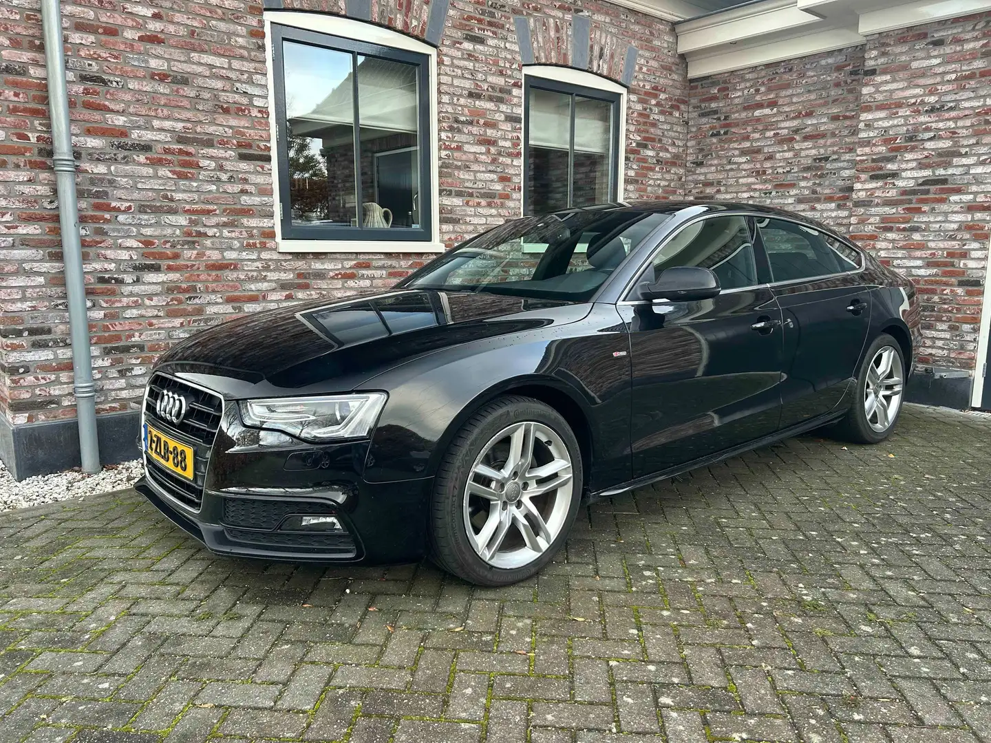 Audi A5 A5 Sportback 1.8 TFSI | S-line | B&O | DAB | Trekh Zwart - 1