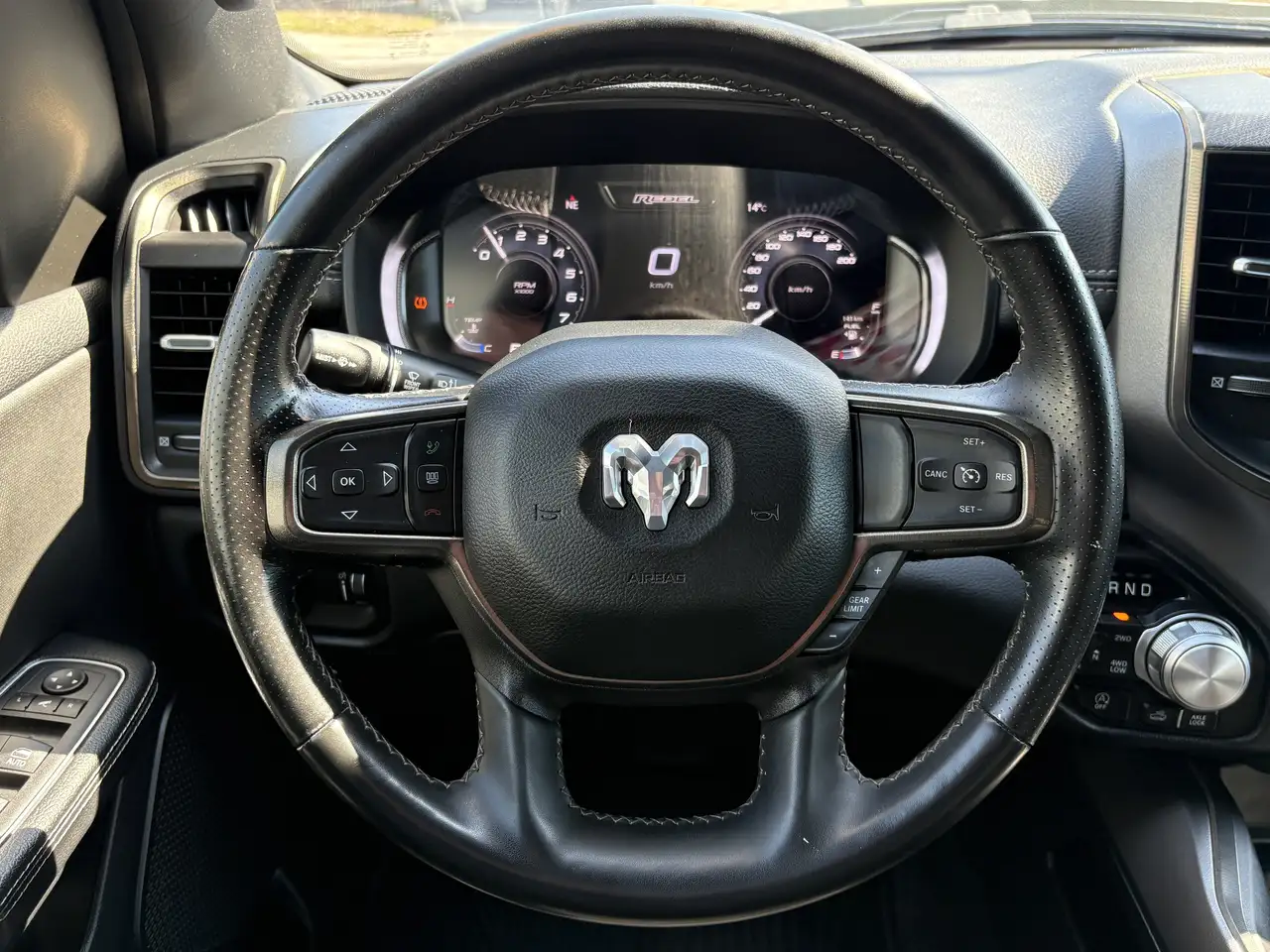 RAM 1500 снимка RAM 1500