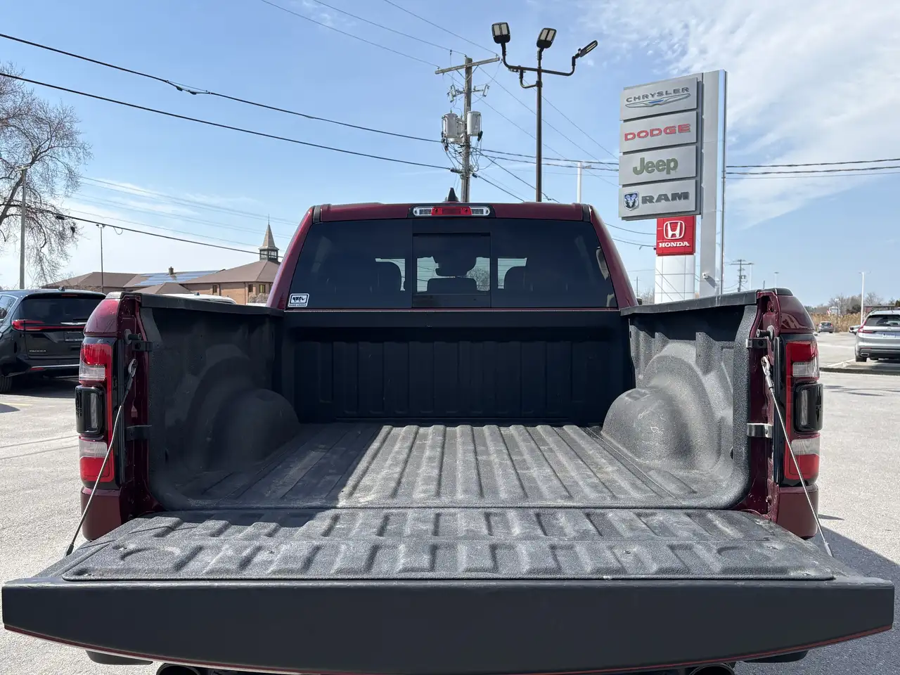 RAM 1500 снимка RAM 1500