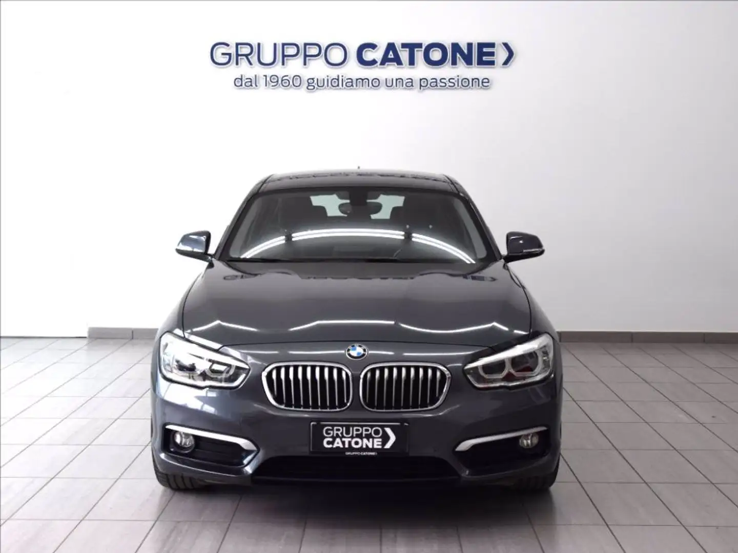 BMW 116 d eff.dynamics Urban 5p Grau - 2