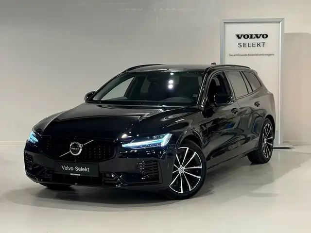Volvo V60 T6 Recharge Dark Plus + electr trekhaak
