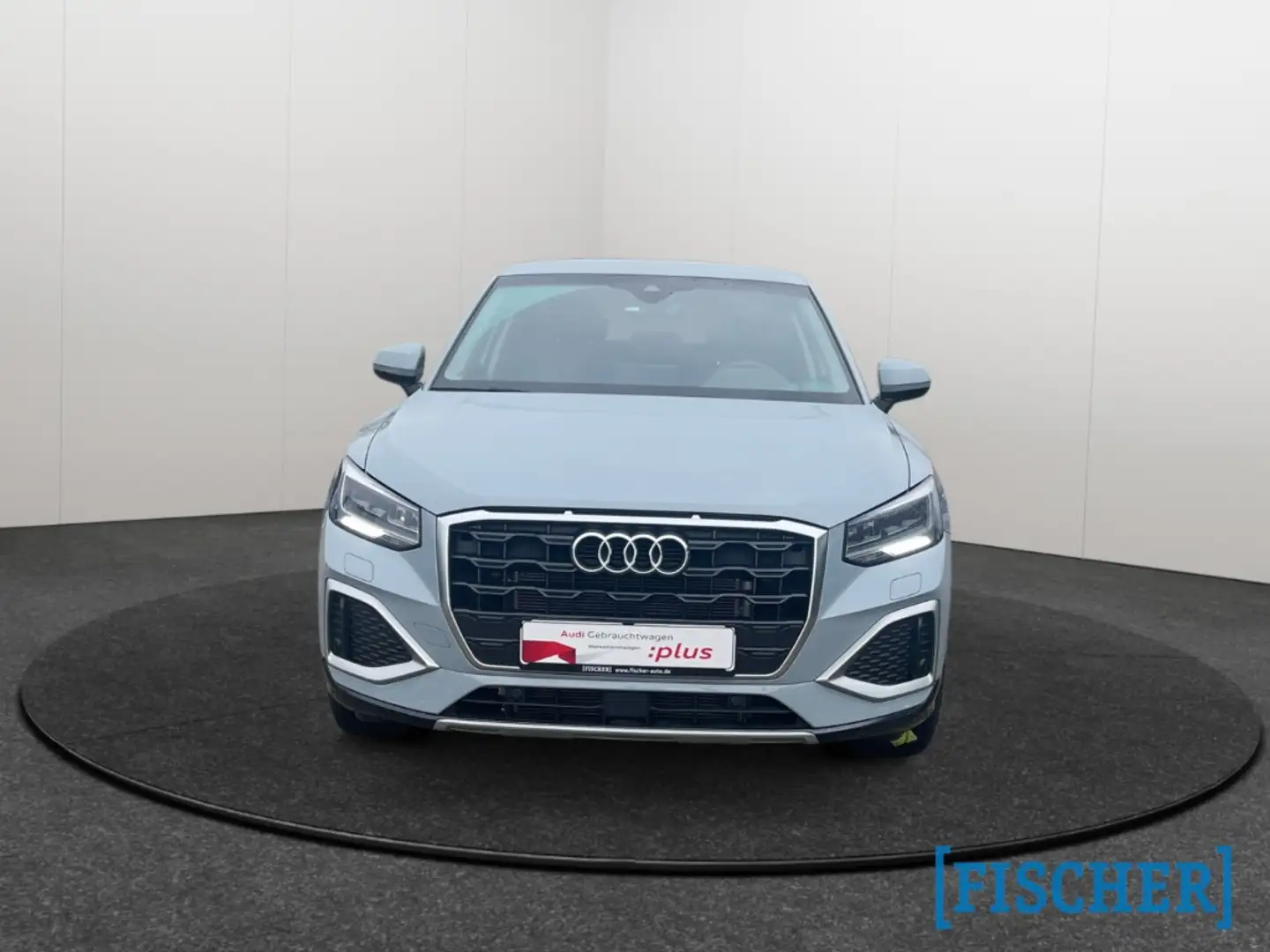 Audi Q2 30TDI Advanced LED Navi AHK SHZ Grau - 2