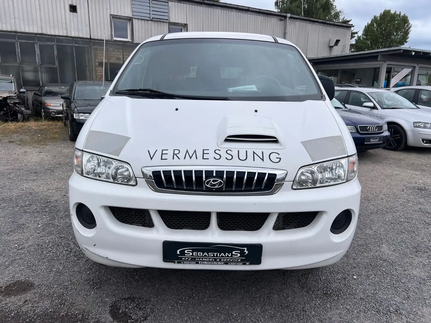 Hyundai H-1 Kasten Sortimo AHK Servo Weiß - 2