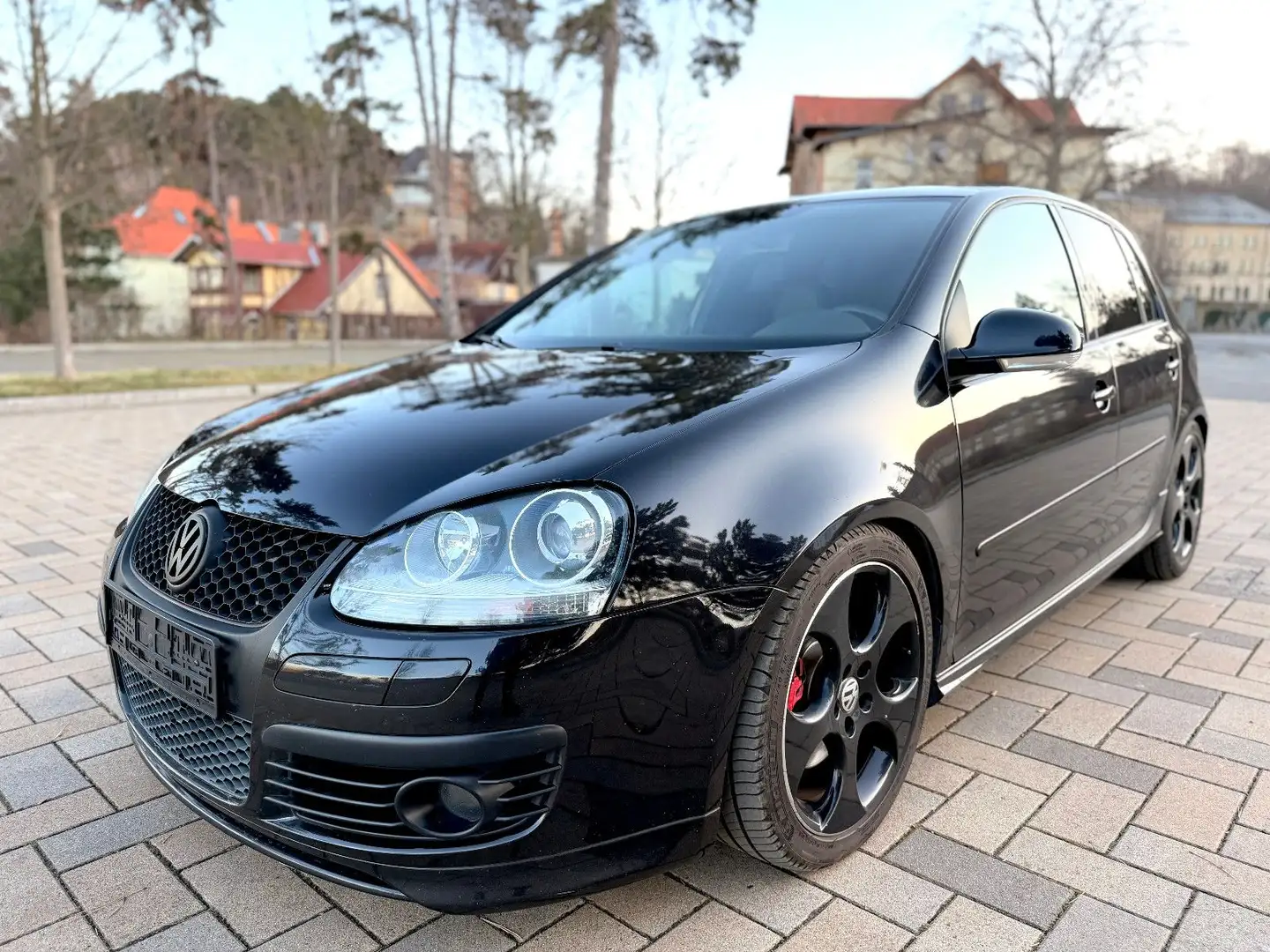 Volkswagen Golf V Lim. GTI Edition 30 DSG Schwarz - 1