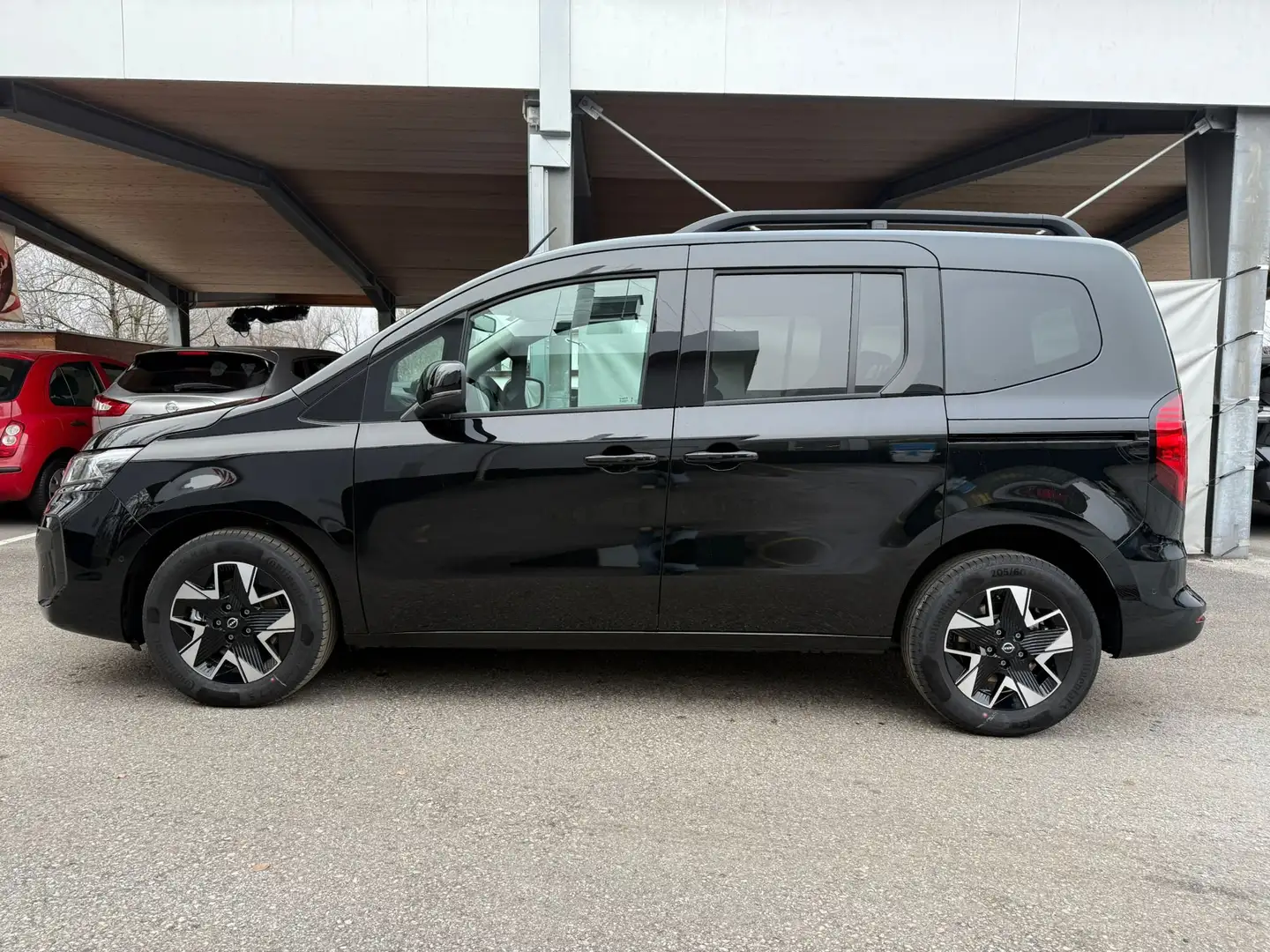 Nissan Townstar jetzt minus 20% / Townstar L1 DIG-T 130 Tekna Schwarz - 2
