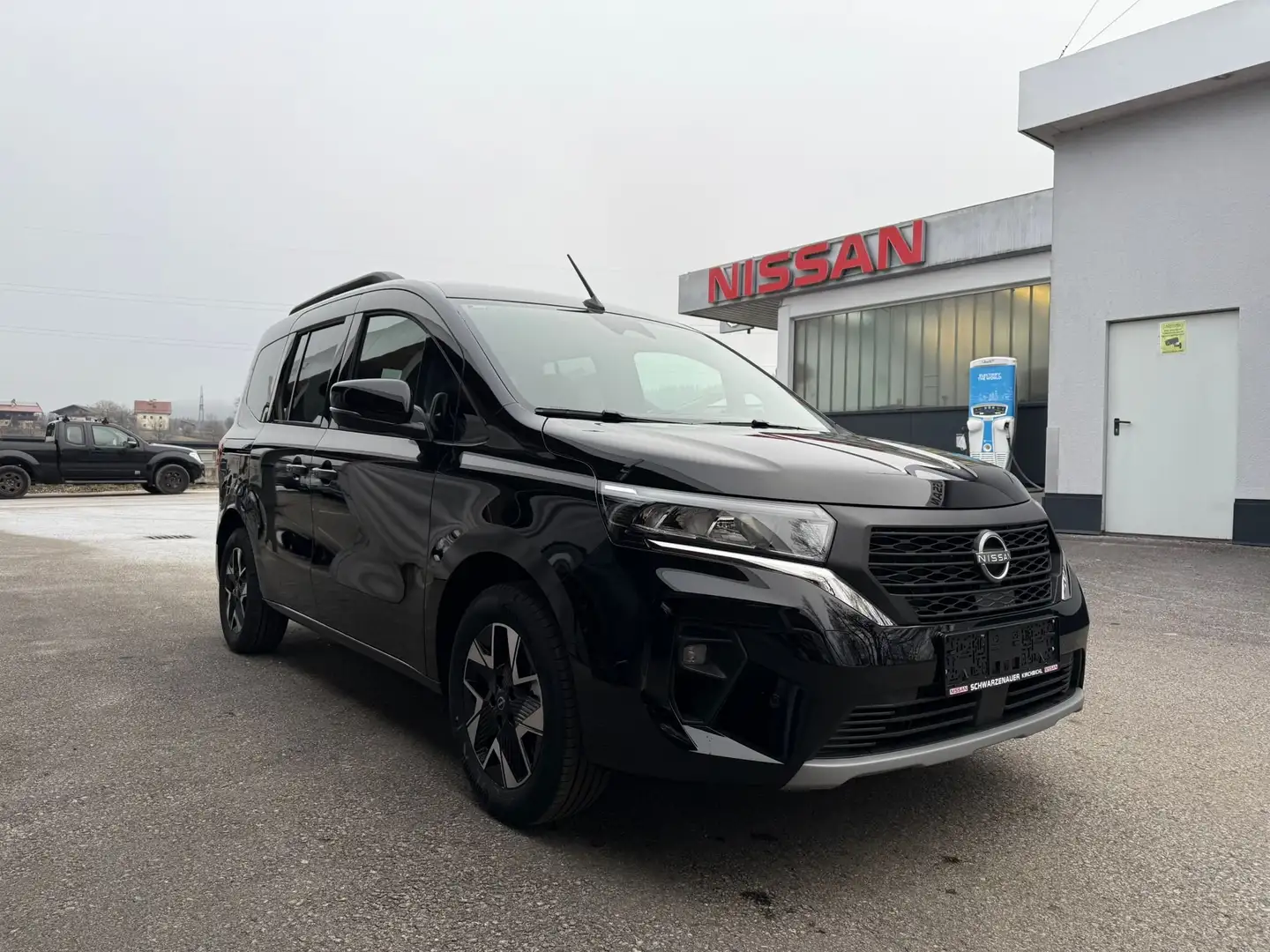 Nissan Townstar Townstar L1 DIG-T 130 Tekna Schwarz - 1