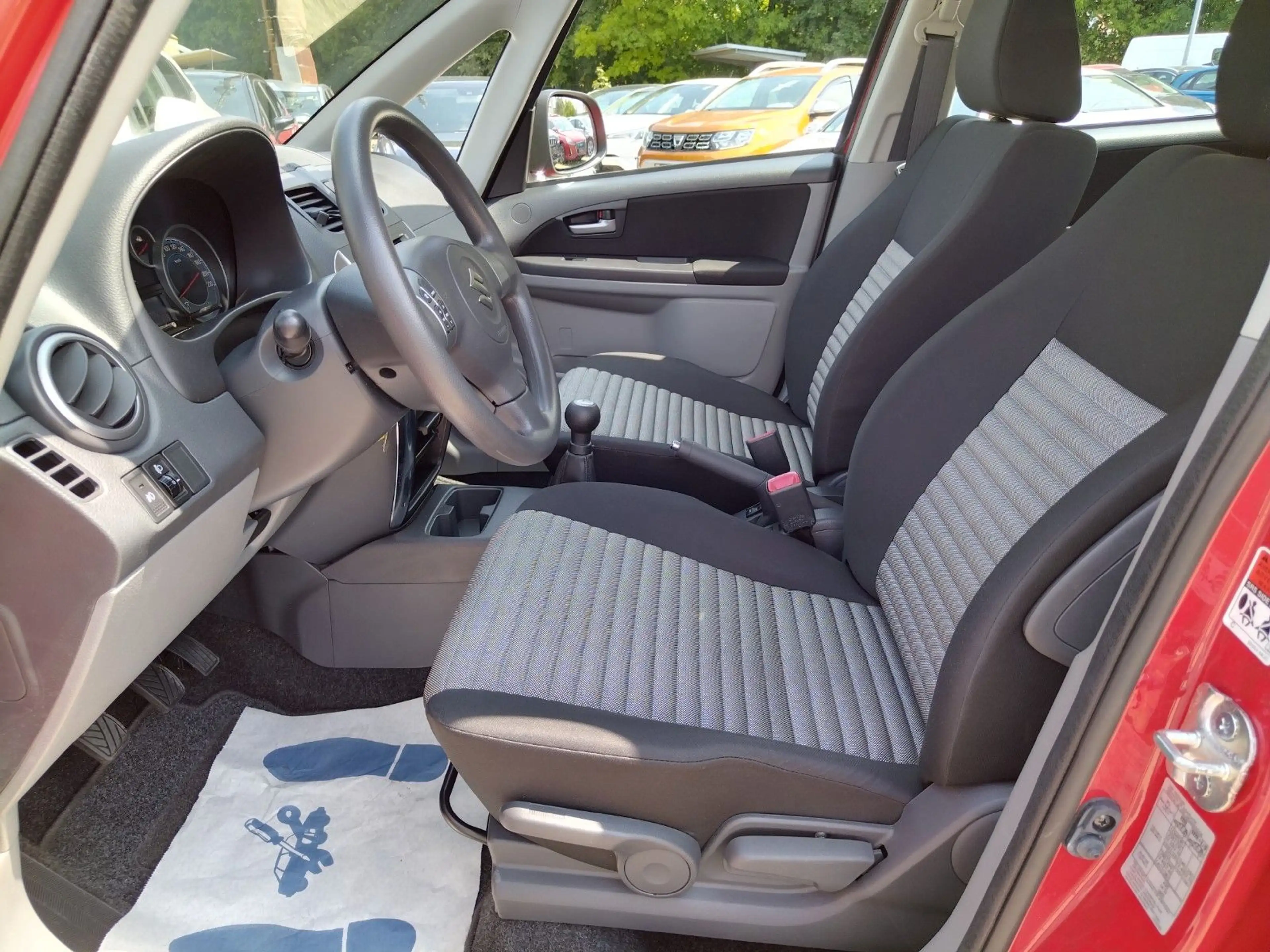 Suzuki SX4 Comfort 4x4+1.HD+68000 km+TÜV/NEU+GARANTIE — photo 9