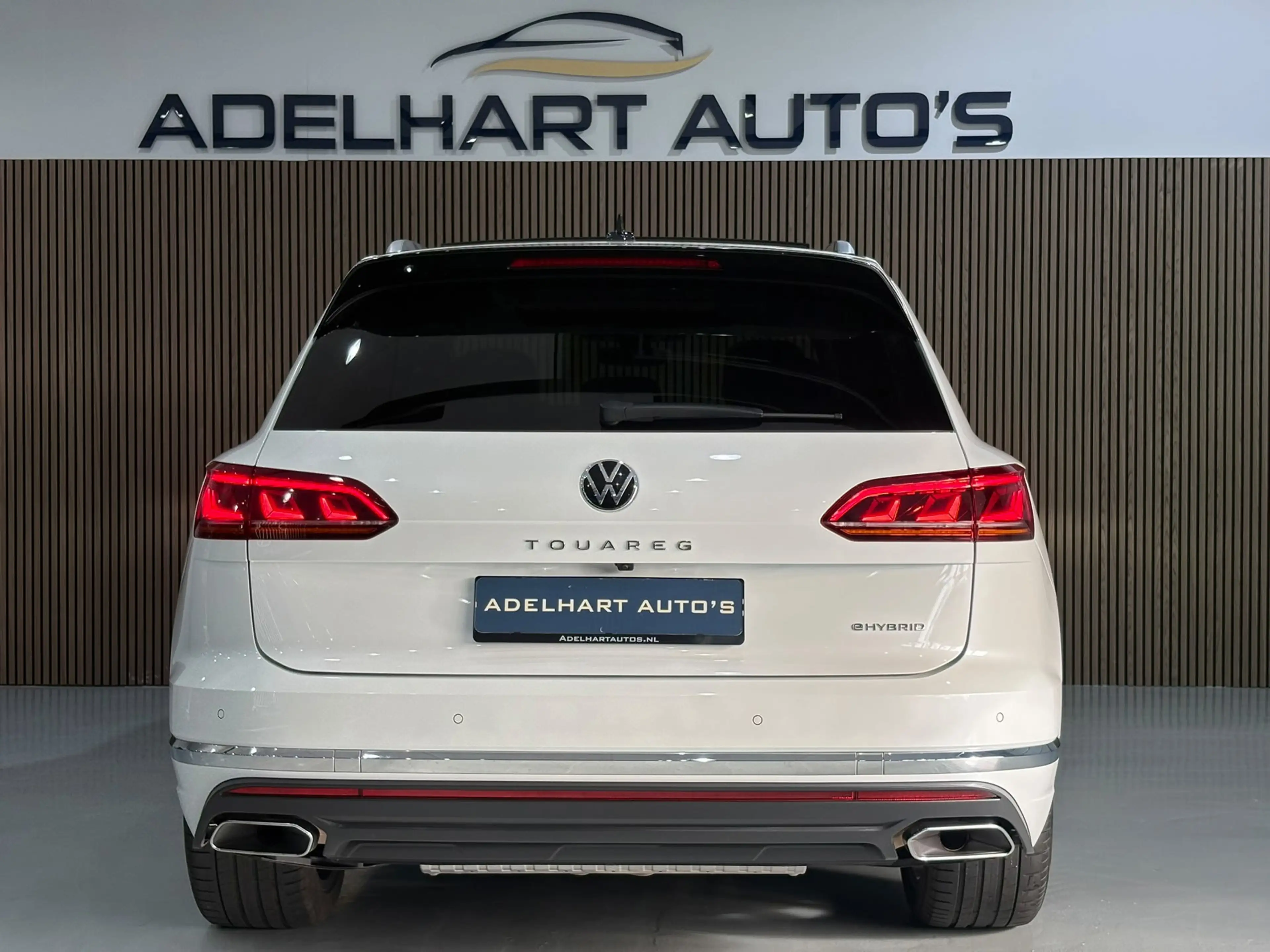 Volkswagen Touareg 3.0 TSi eHybrid 4MOTION R 462 PK / Panorama dak / — photo 6