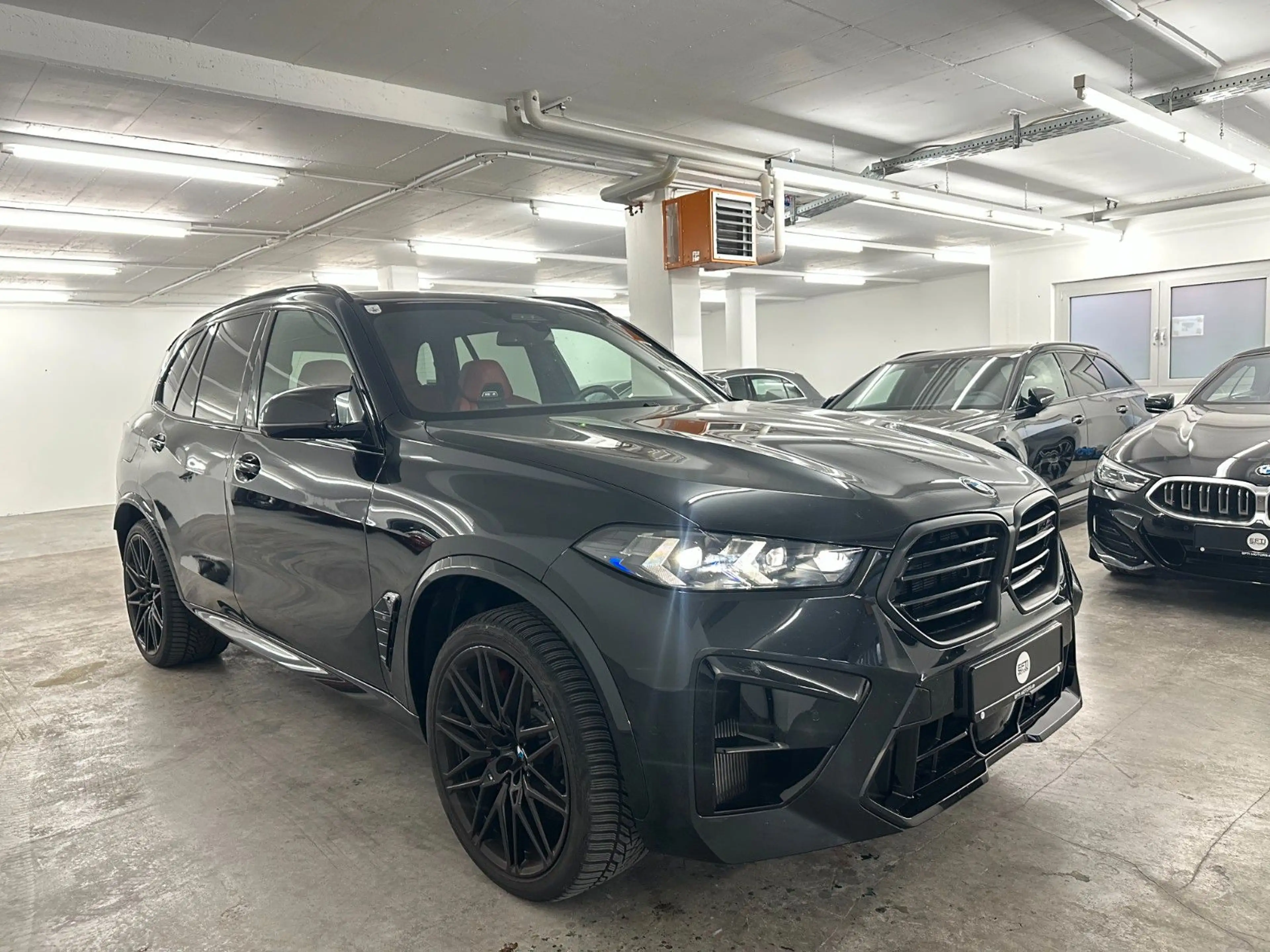 BMW X5 M Competition/SkyPano/B&O/360/Carbon/........ — photo 6